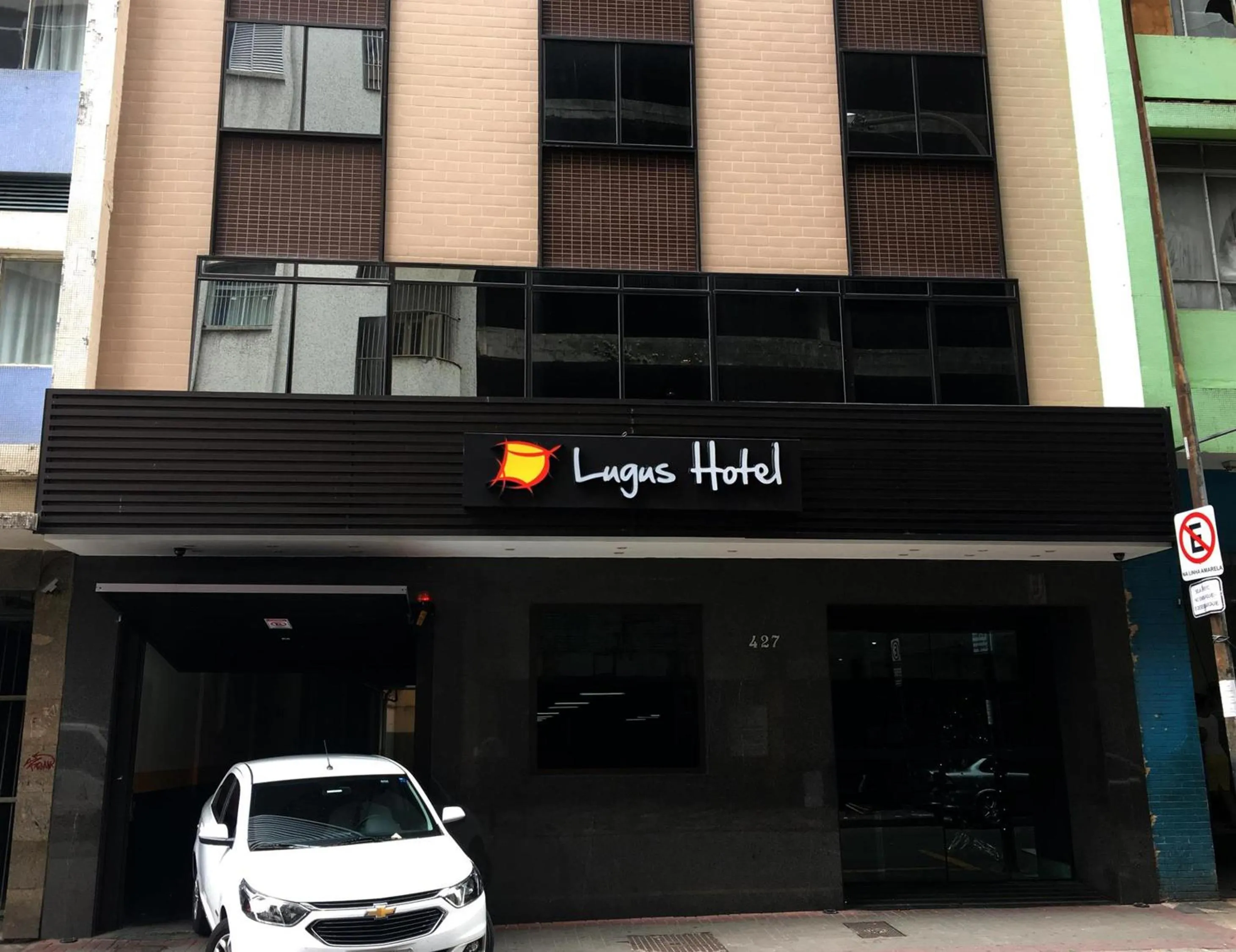 Facade/entrance in Hotel Lugus