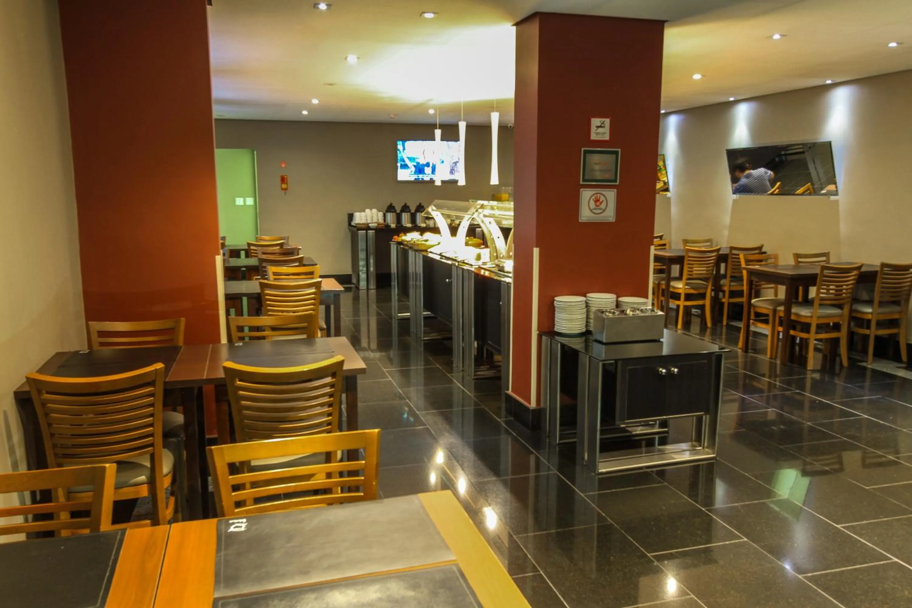 Breakfast in Hotel Lugus