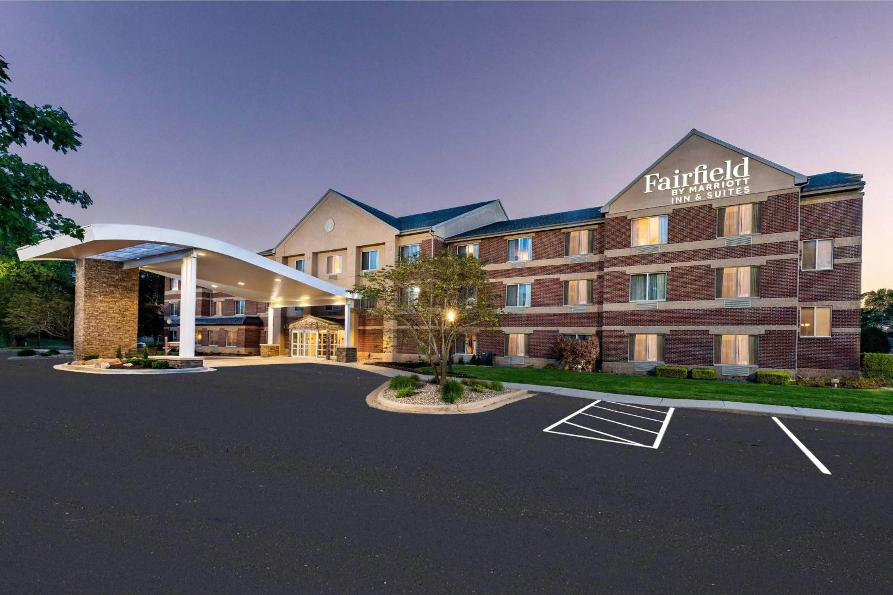 Property building in Fairfield Inn Battle Creek