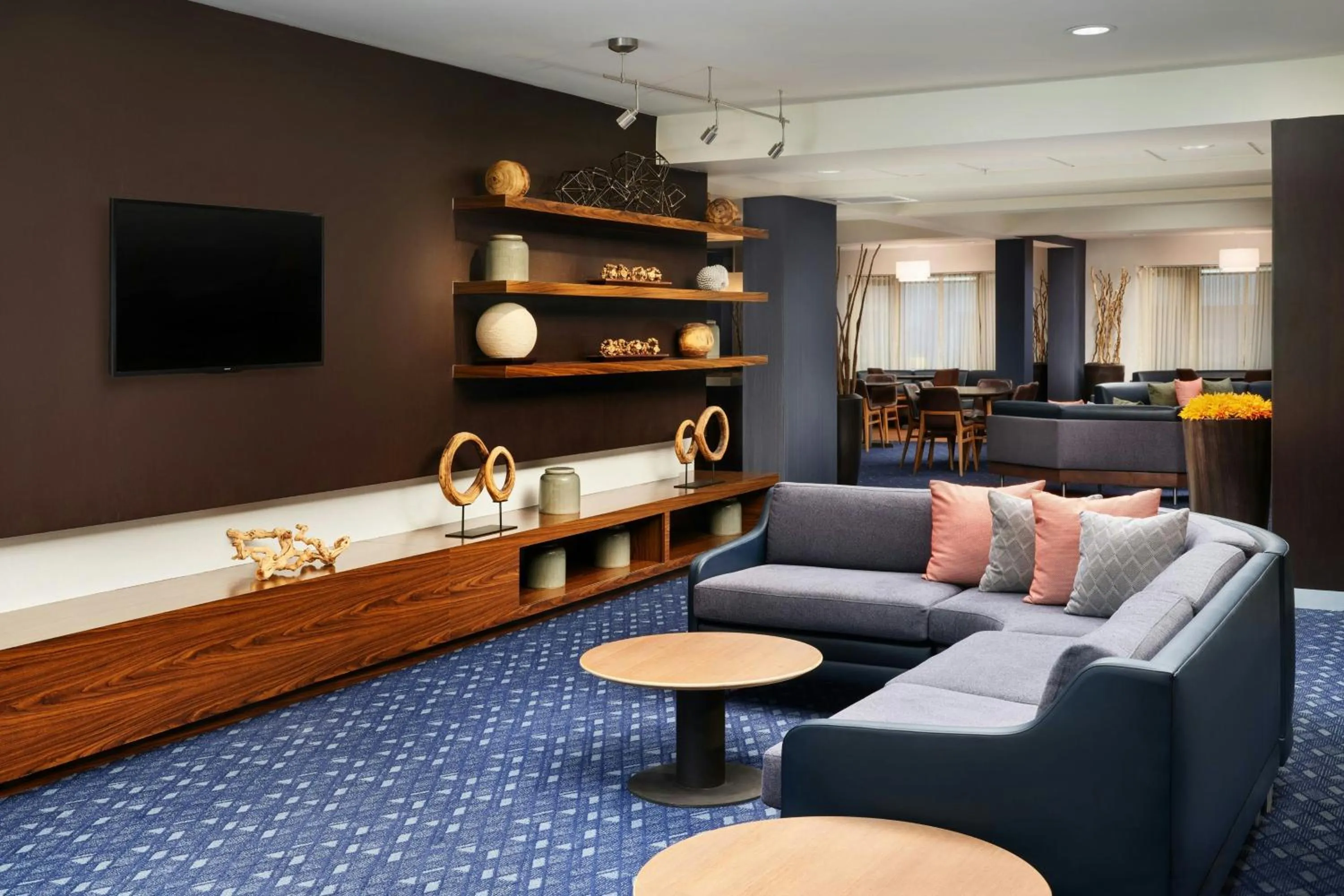 Lobby or reception in Courtyard Baton Rouge South