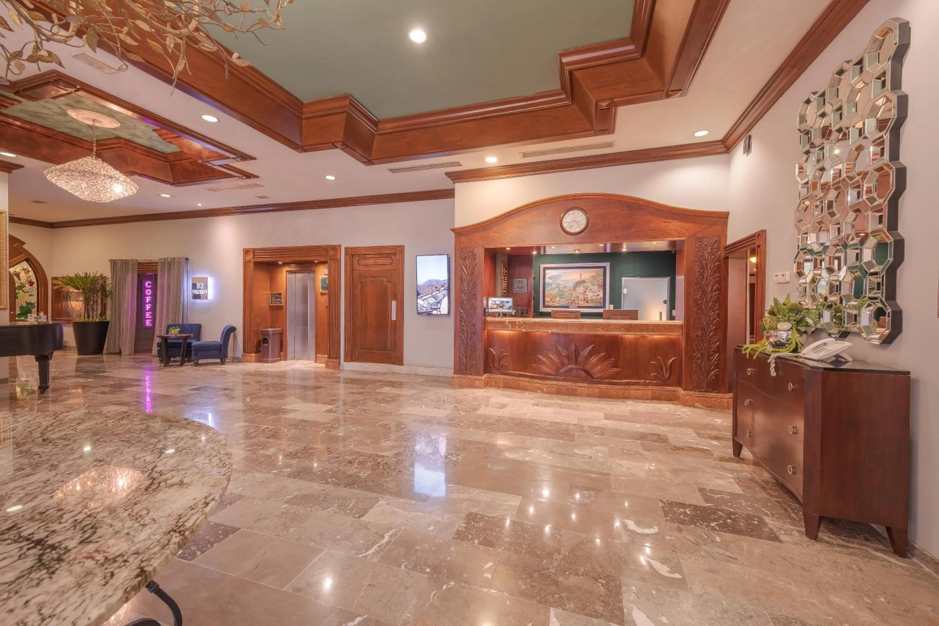 Lobby or reception in Hotel Santa Anita - Balderrama Hotel Collection