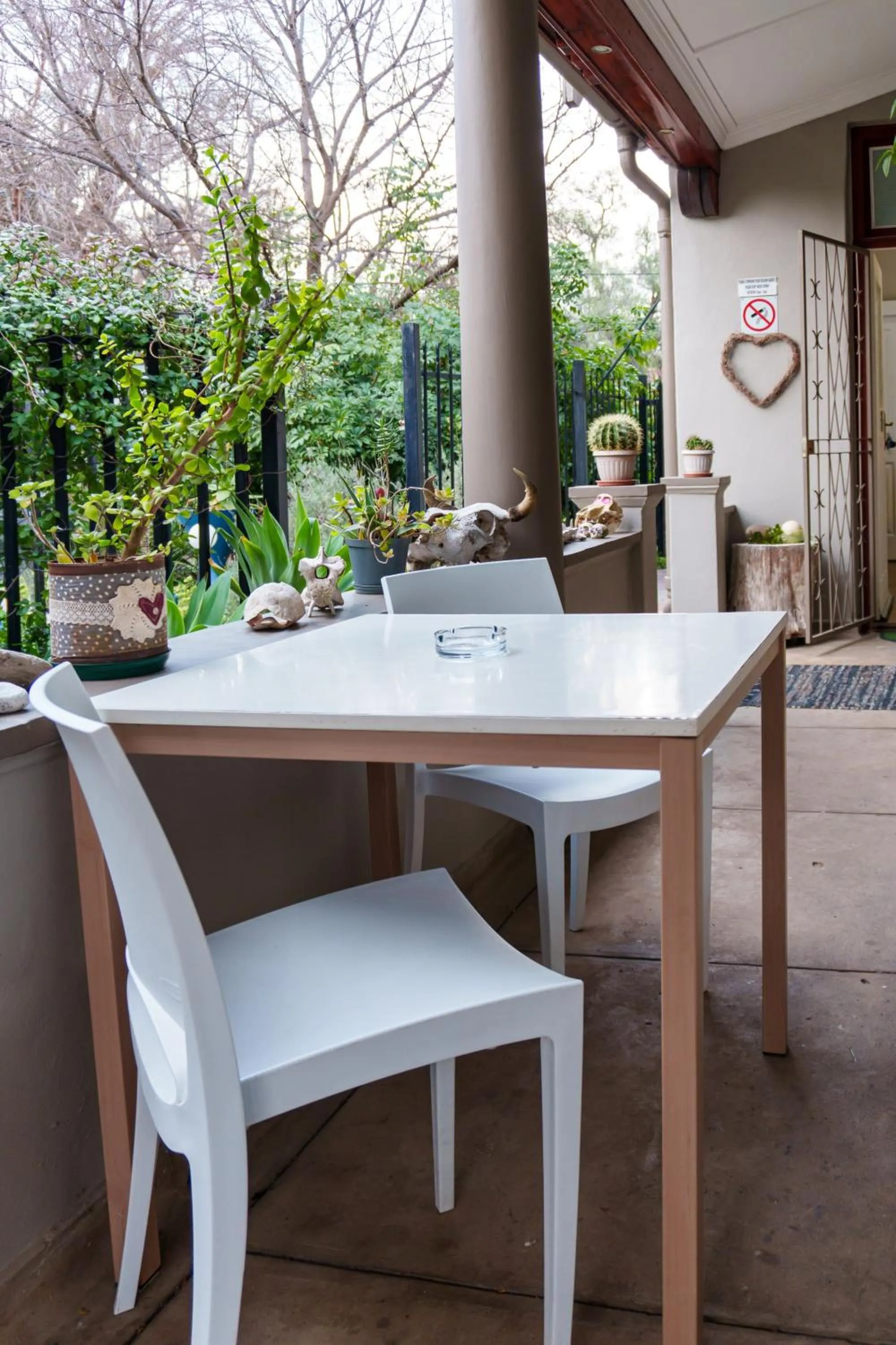 Property building in De Akker Guest House Oudtshoorn