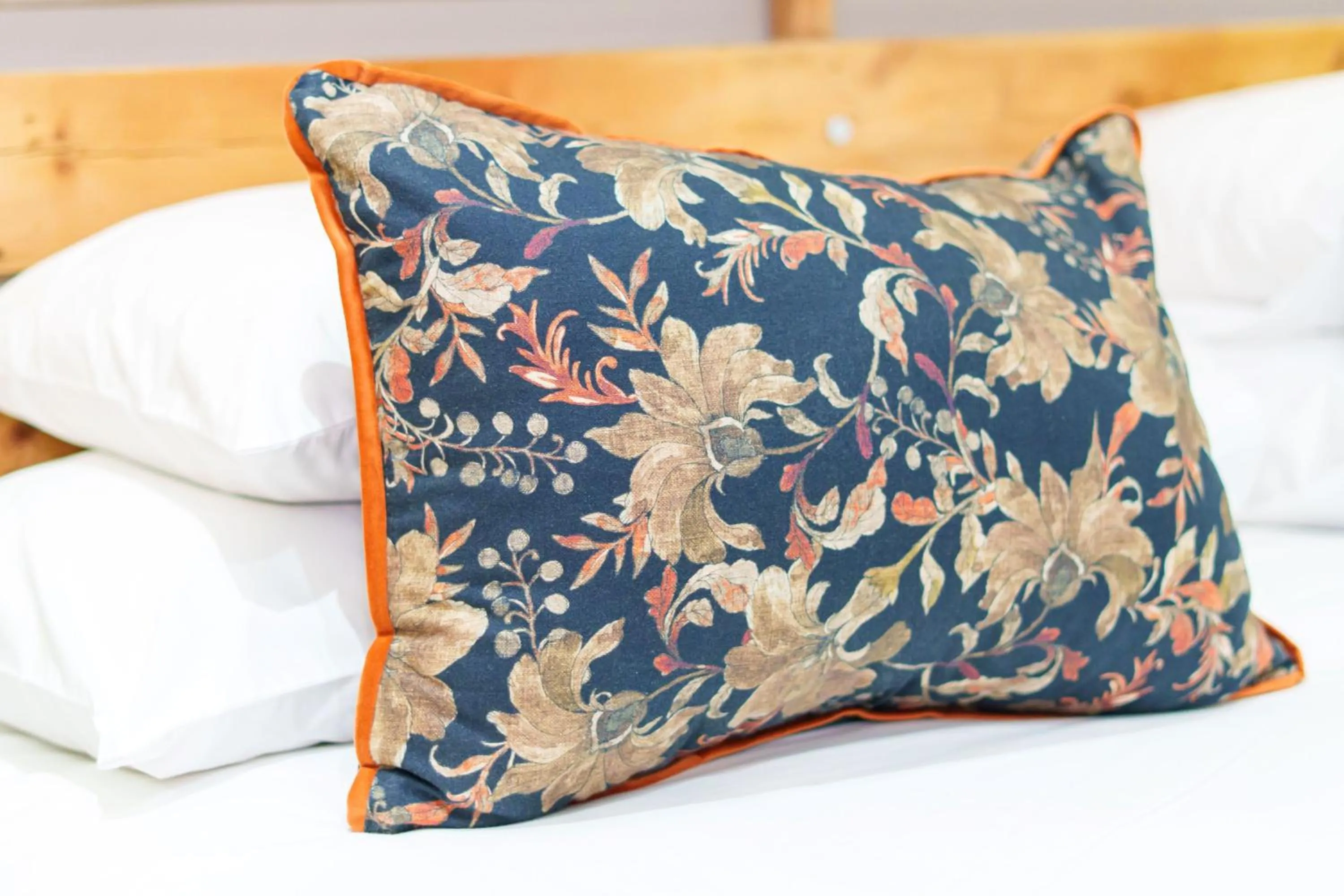 Decorative detail, Bed in De Akker Guest House Oudtshoorn