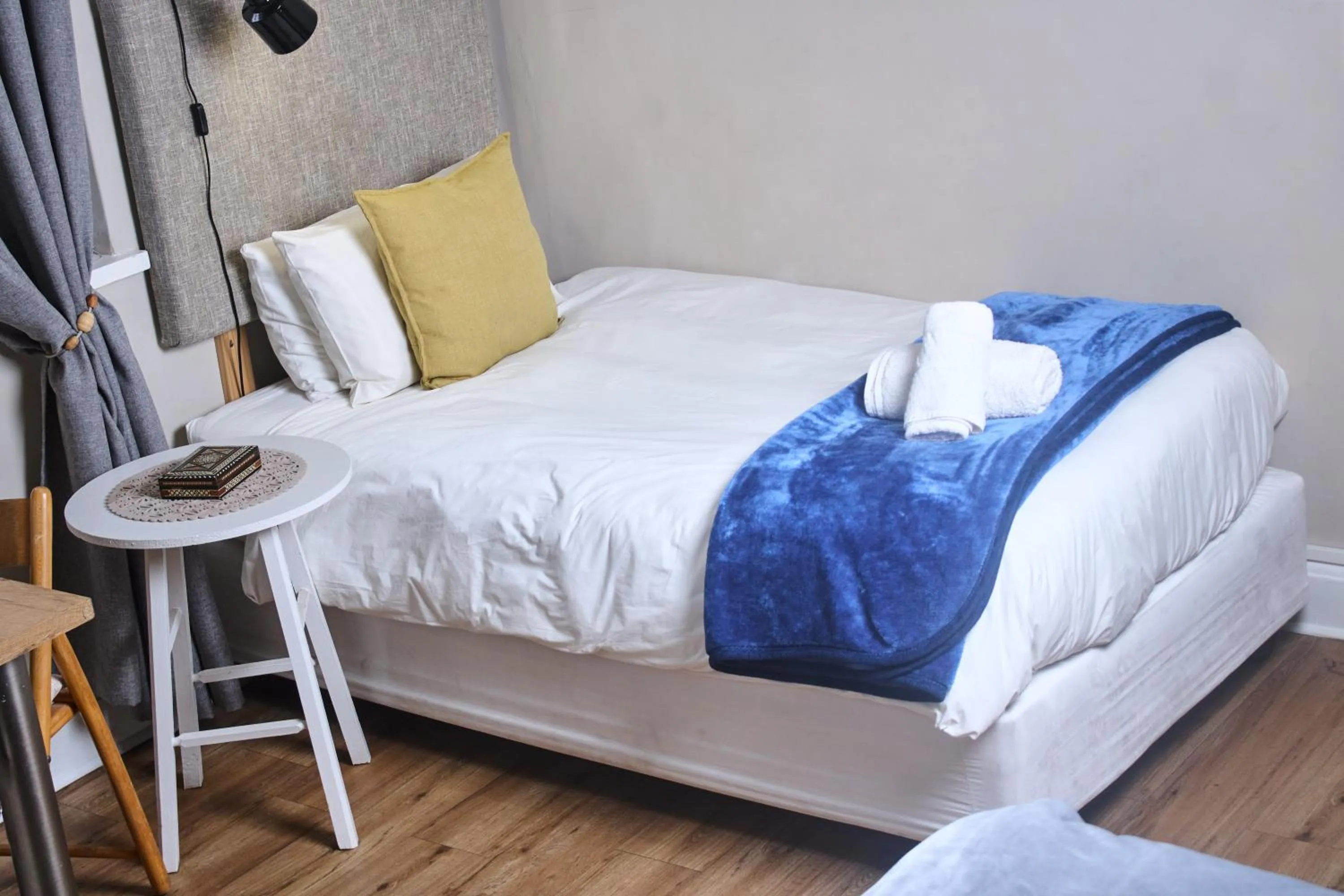 Bed in De Akker Guest House Oudtshoorn