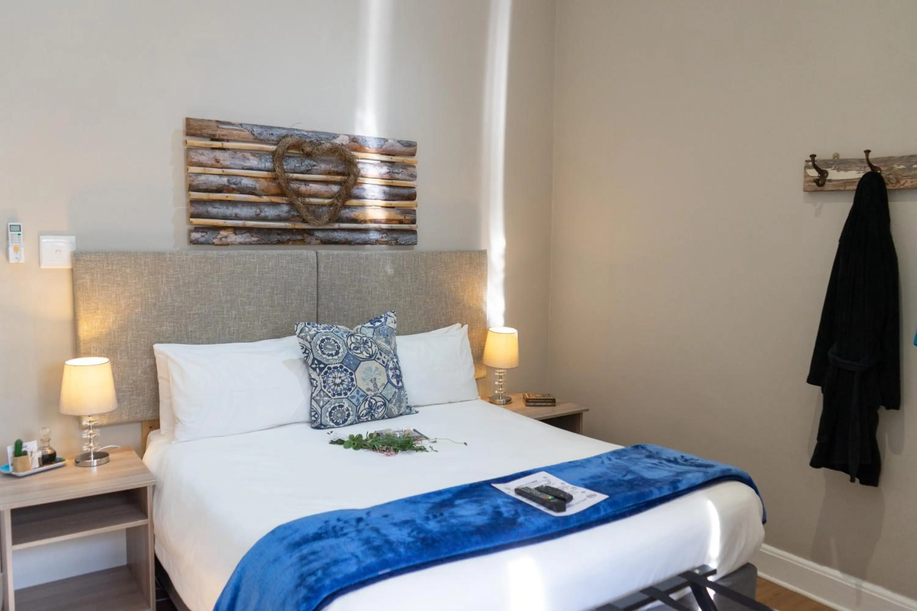 Bedroom, Bed in De Akker Guest House Oudtshoorn