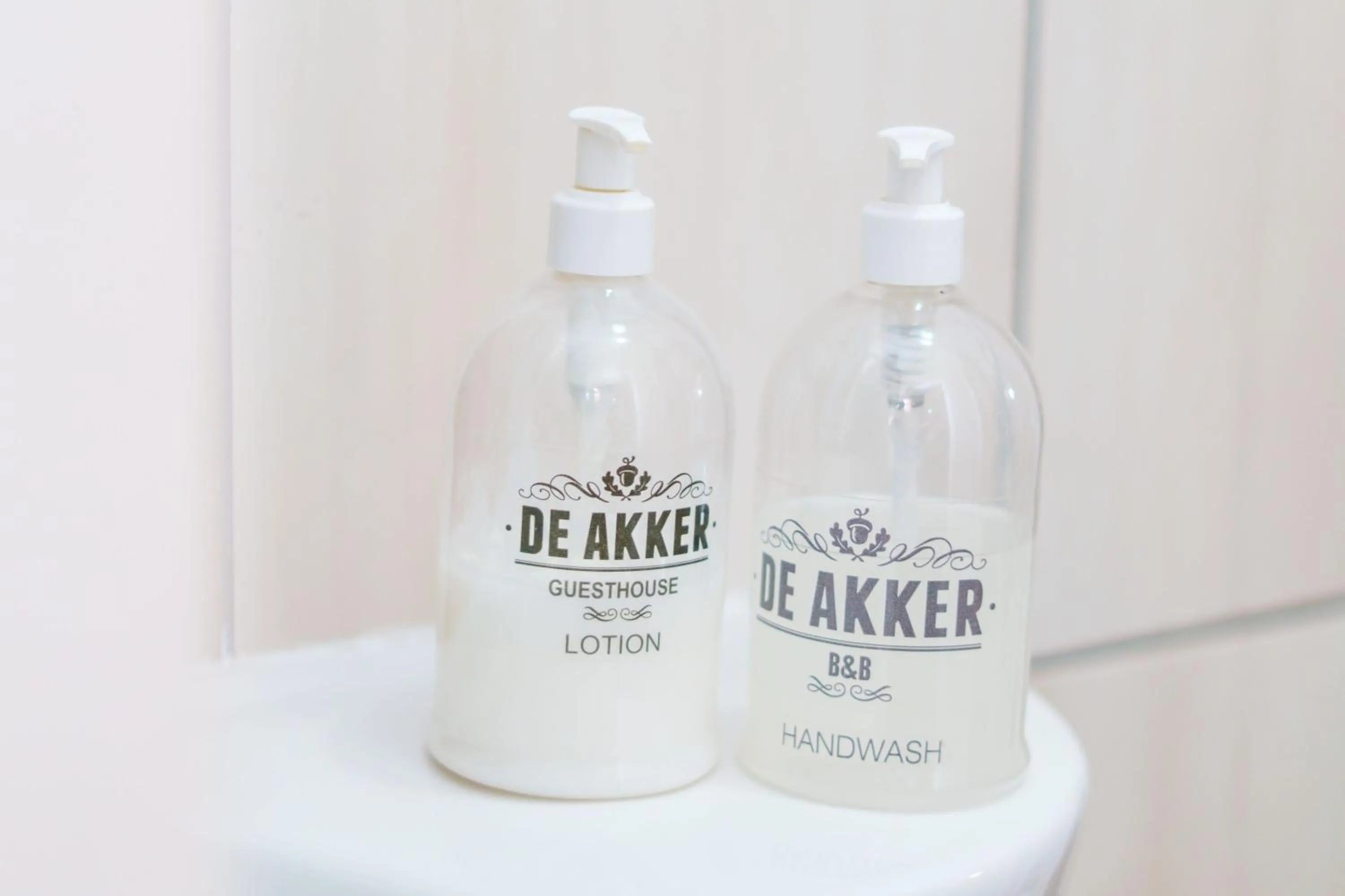 Bathroom in De Akker Guest House Oudtshoorn