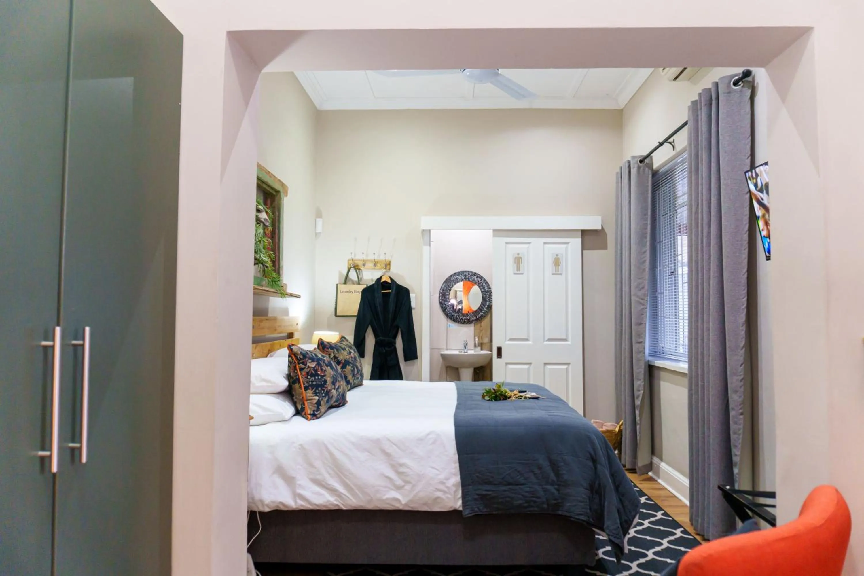 Bedroom, Bed in De Akker Guest House Oudtshoorn