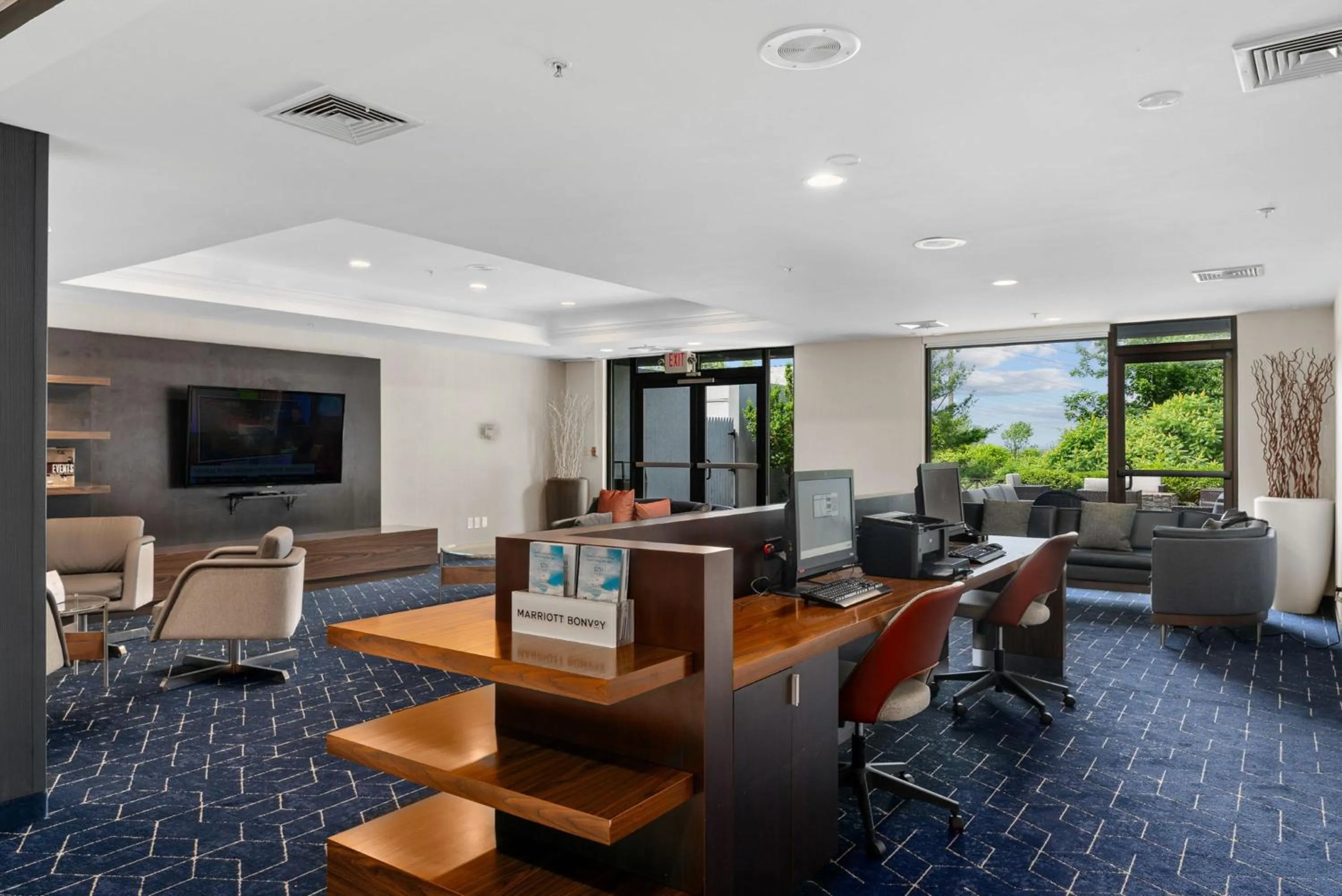 Business facilities in Courtyard Burlington Williston