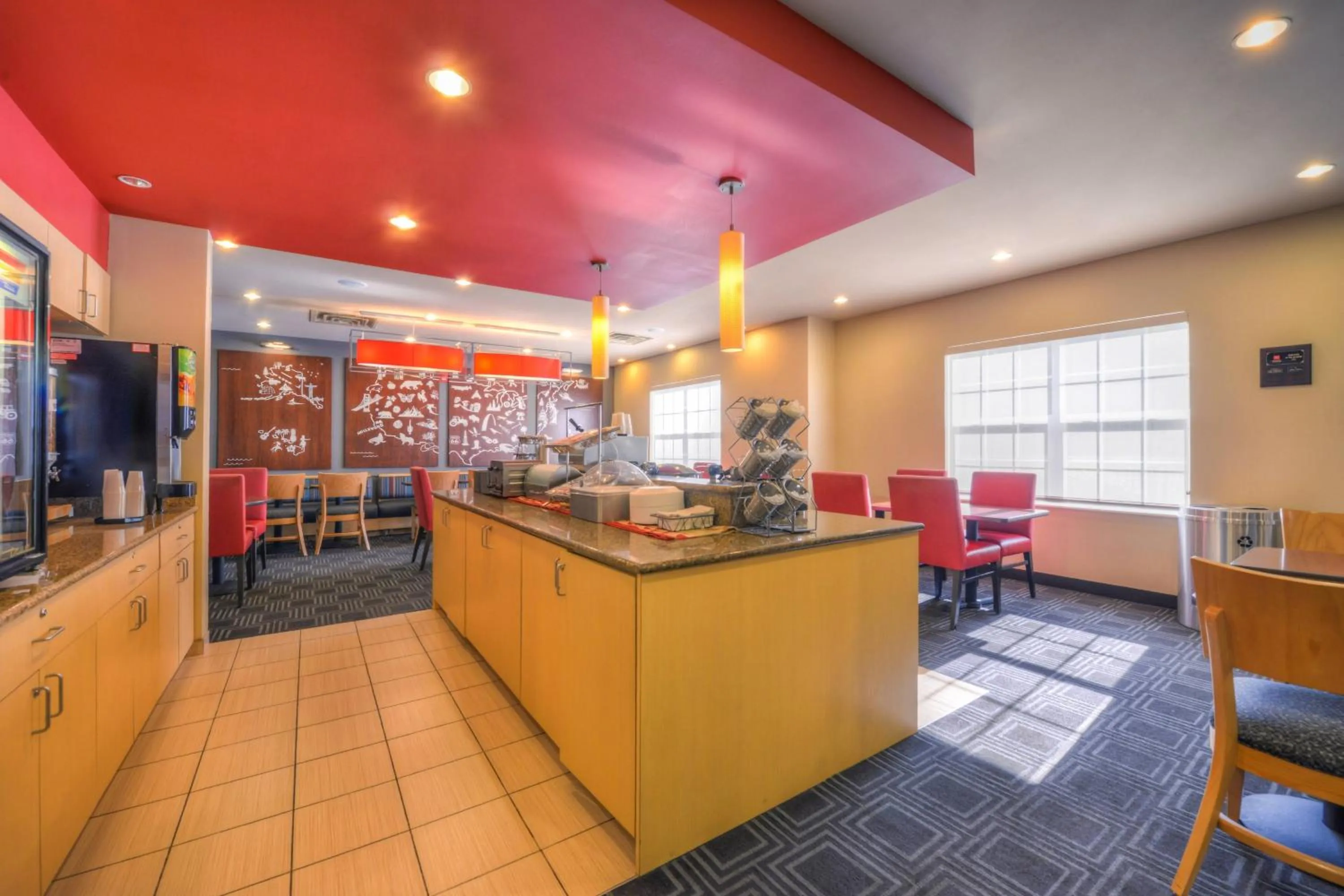 Breakfast in TownePlace Suites Arundel Mills BWI Airport