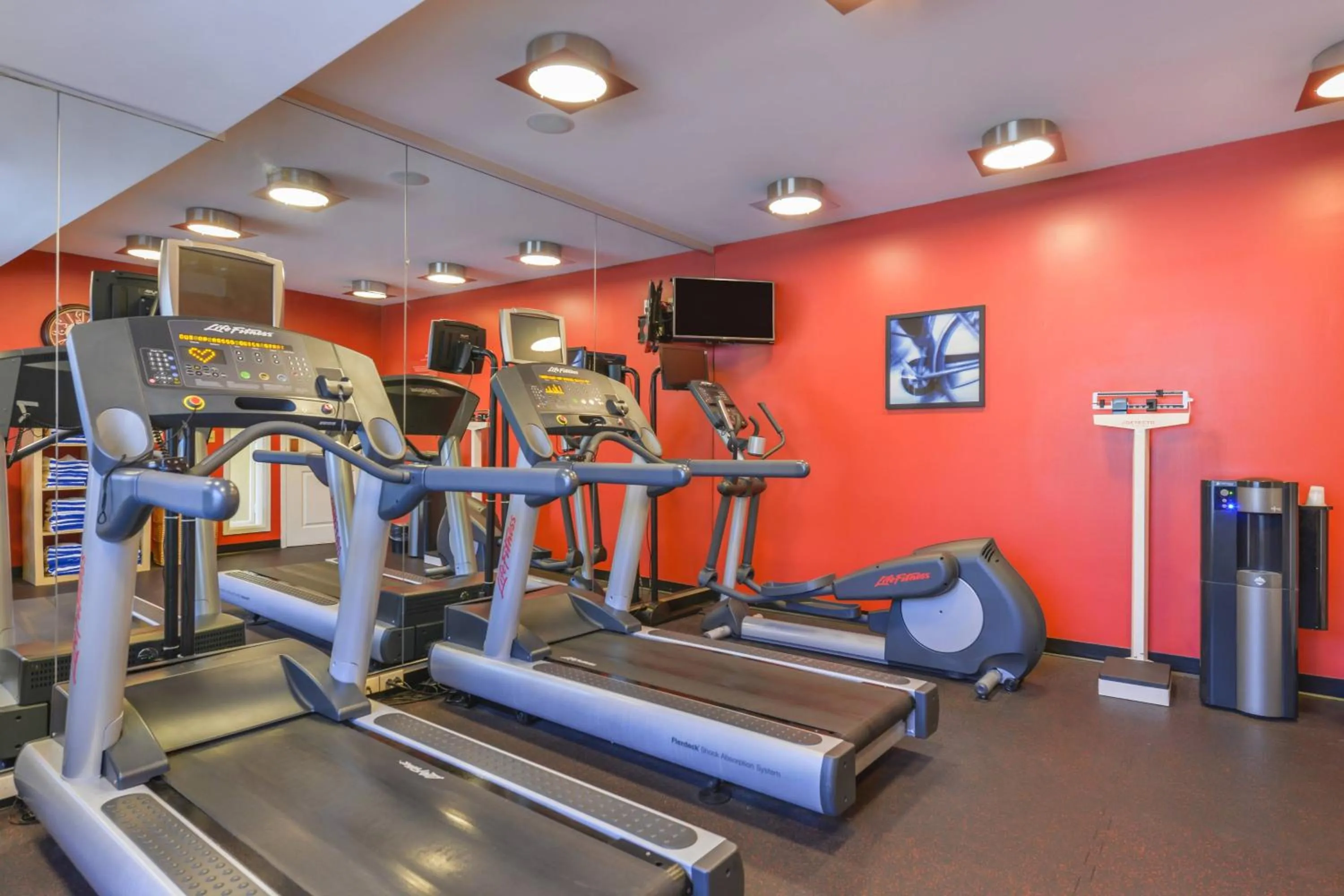Fitness centre/facilities in TownePlace Suites Arundel Mills BWI Airport