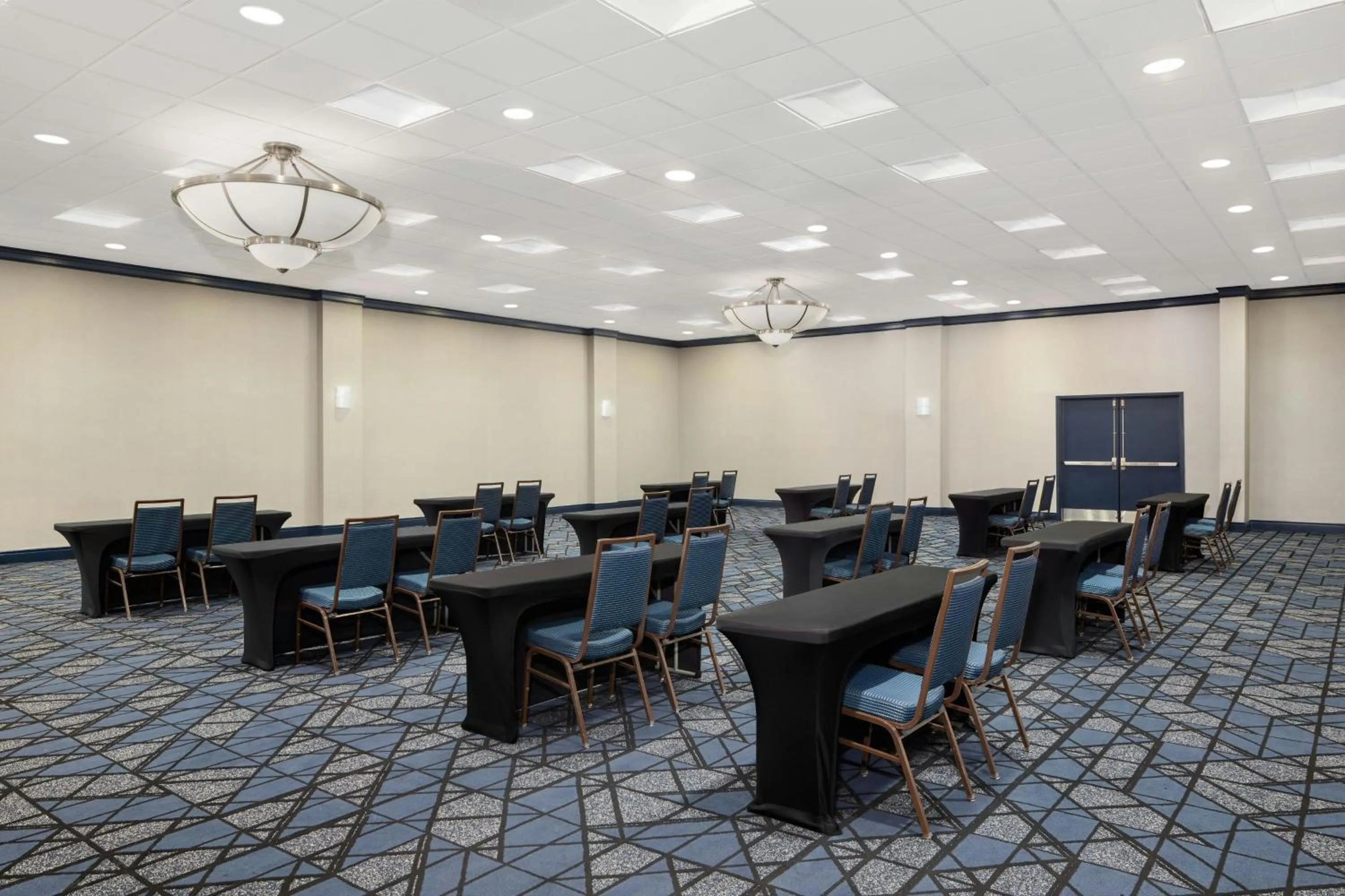 Meeting/conference room in Courtyard Columbia Downtown at USC