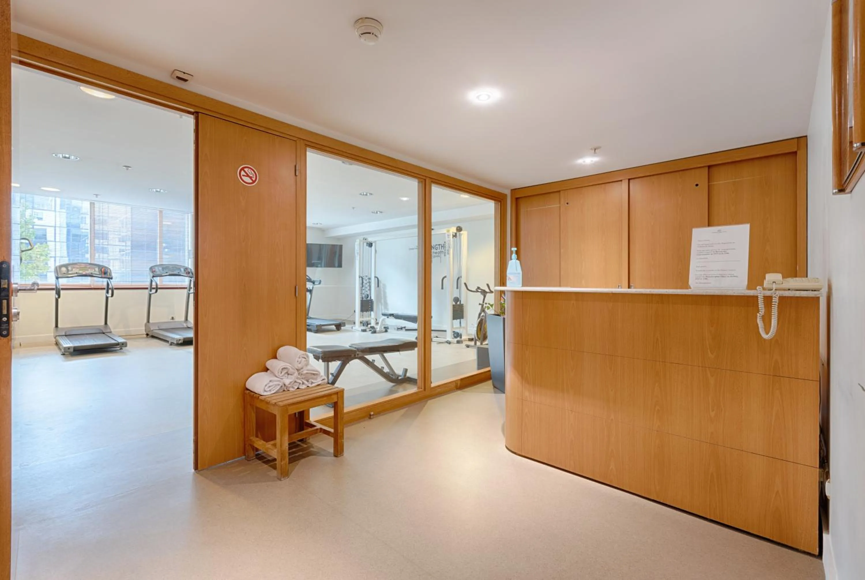 Fitness centre/facilities in Evergreen Laurel Hotel