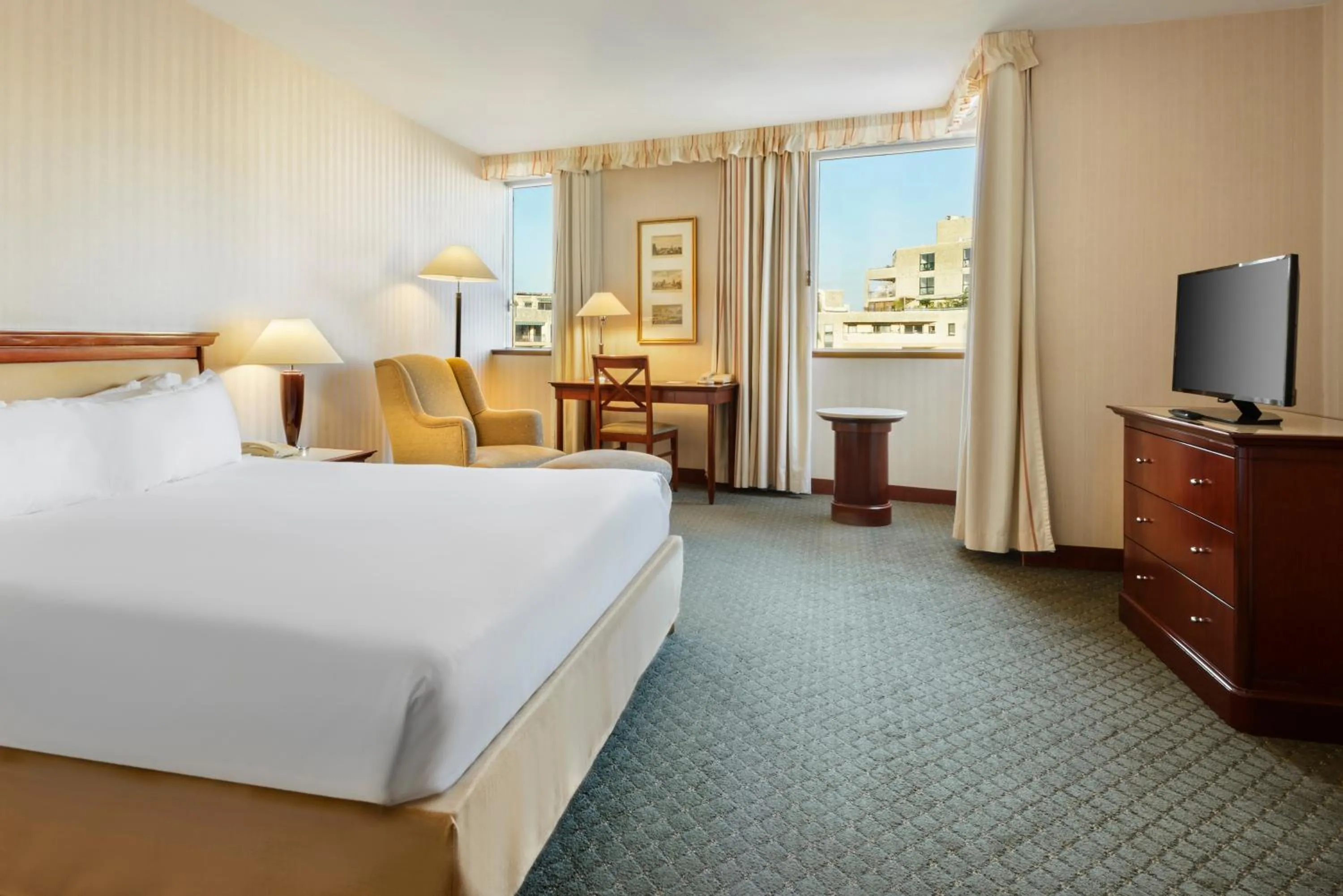 Bedroom, Bed in Occidental Paris Levallois