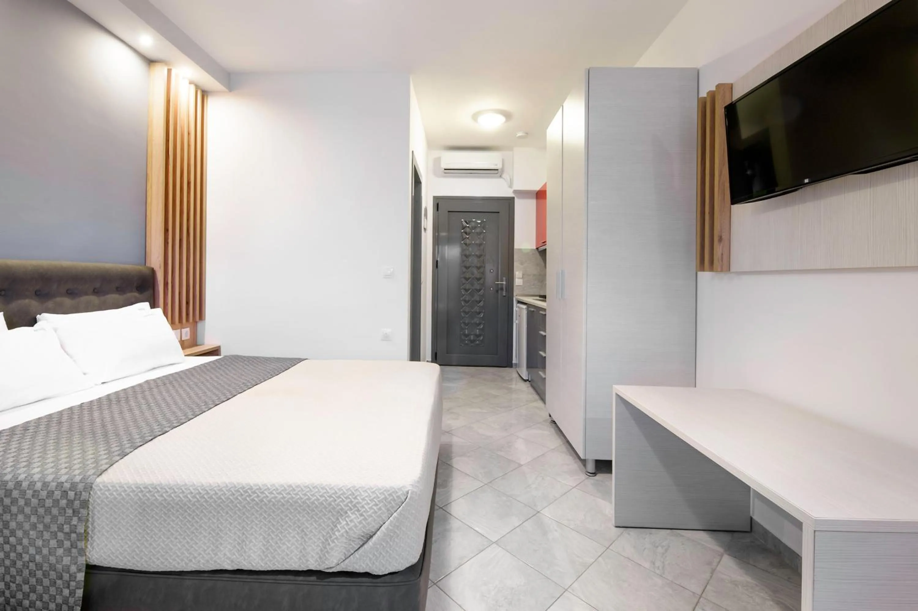 Photo of the whole room, Bed in Akritas Hotel Pefkochori