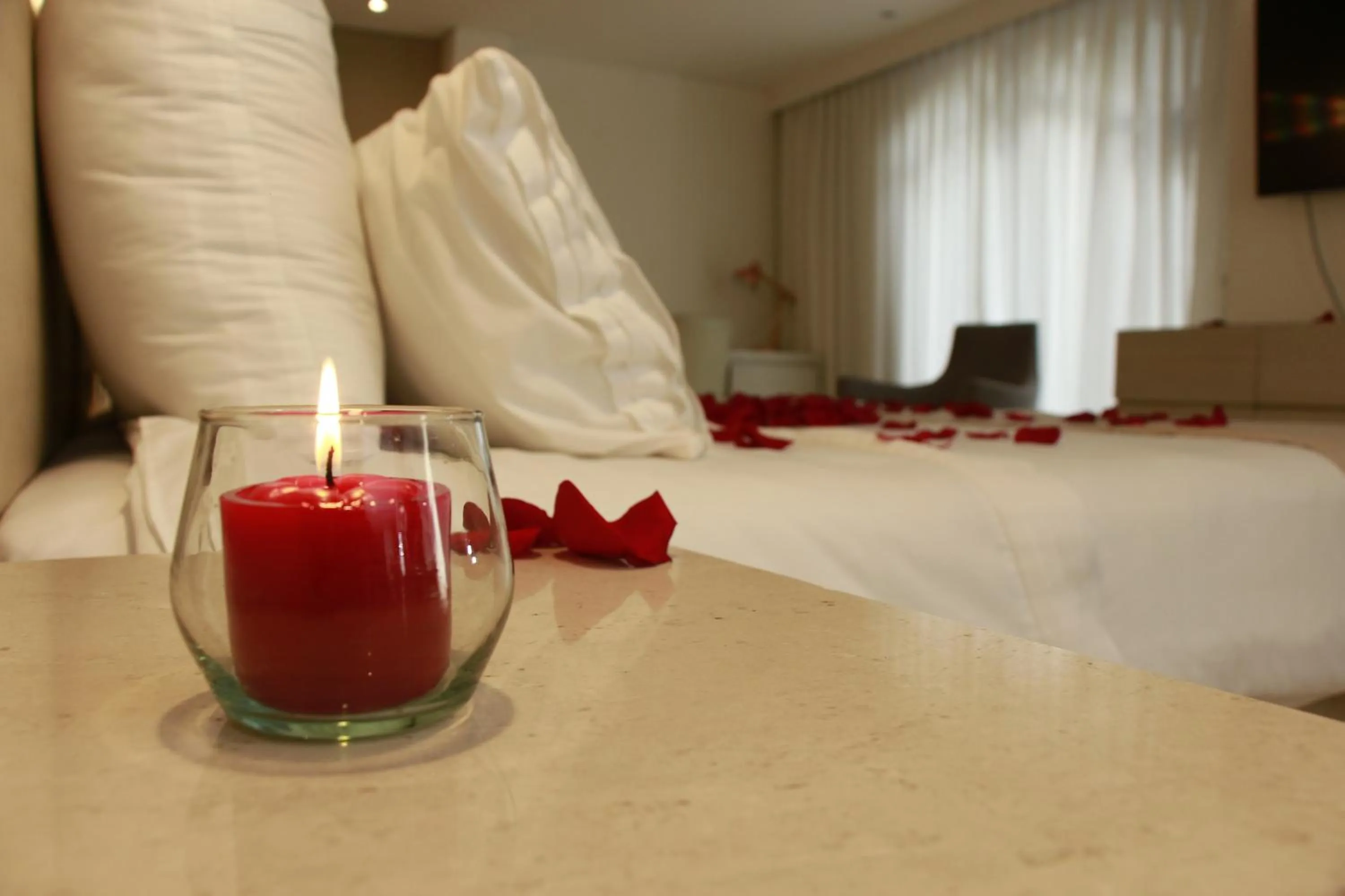 Bed in Country International Hotel