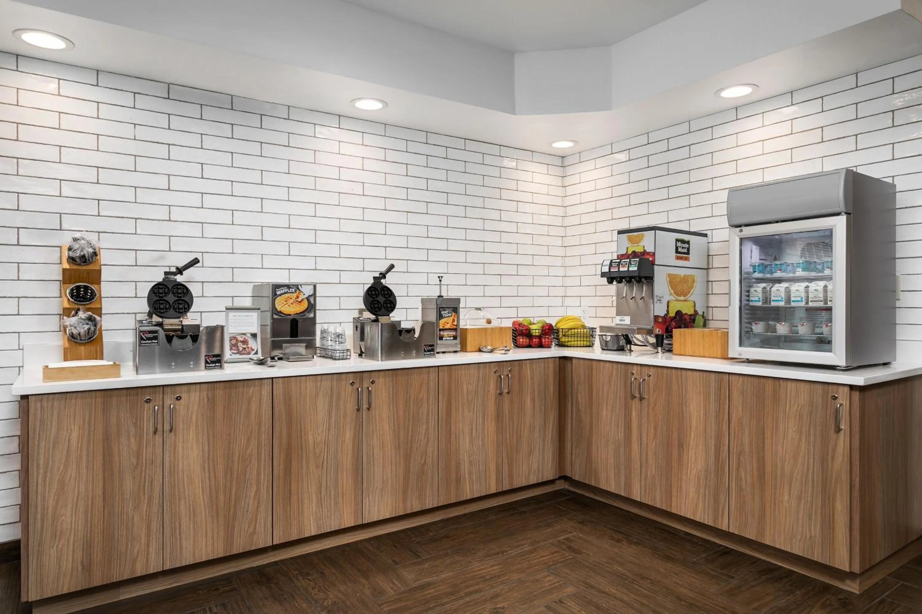 Breakfast in Fairfield Inn & Suites by Marriott Chattanooga South East Ridge