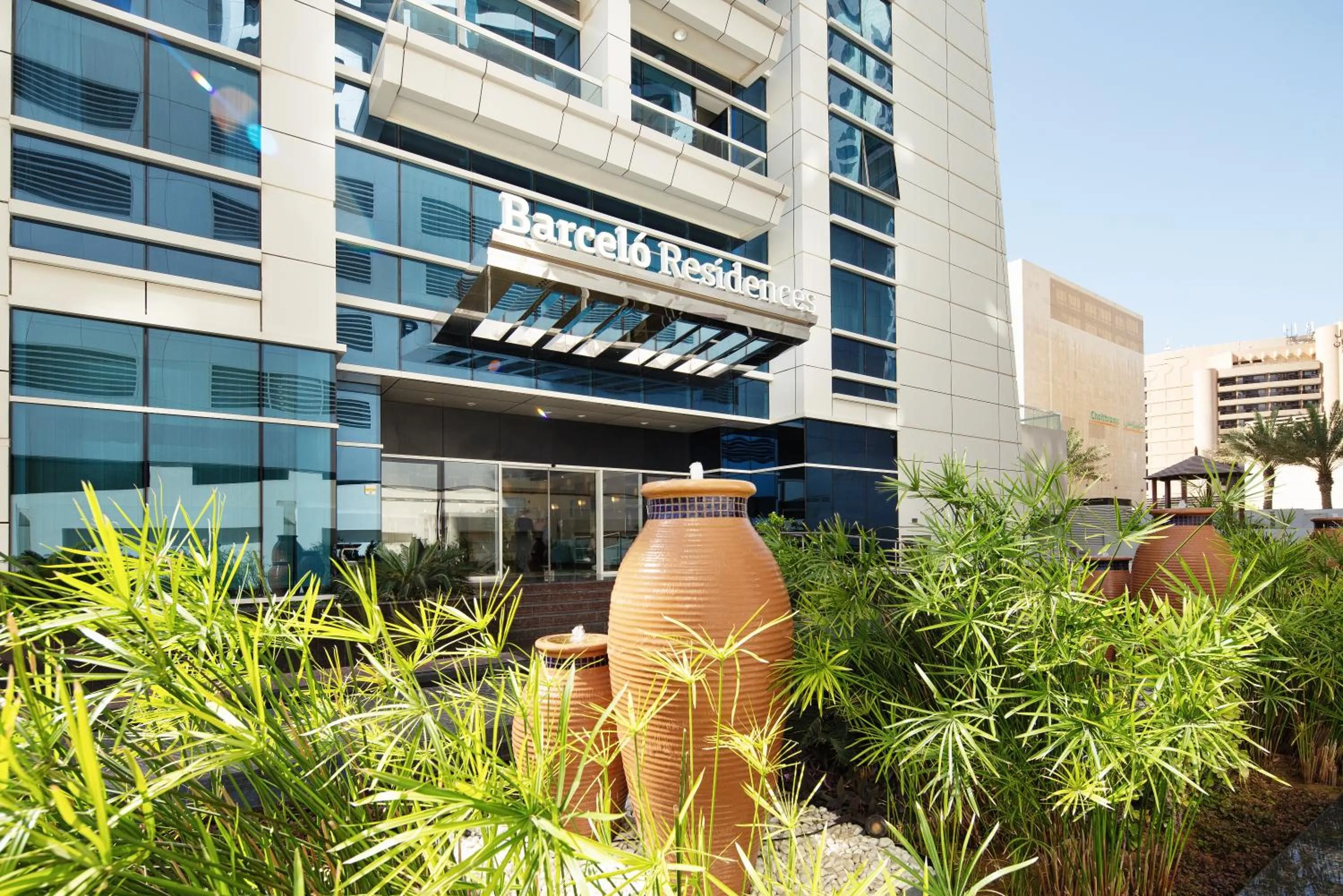 Facade/entrance in Barceló Residences Dubai Marina