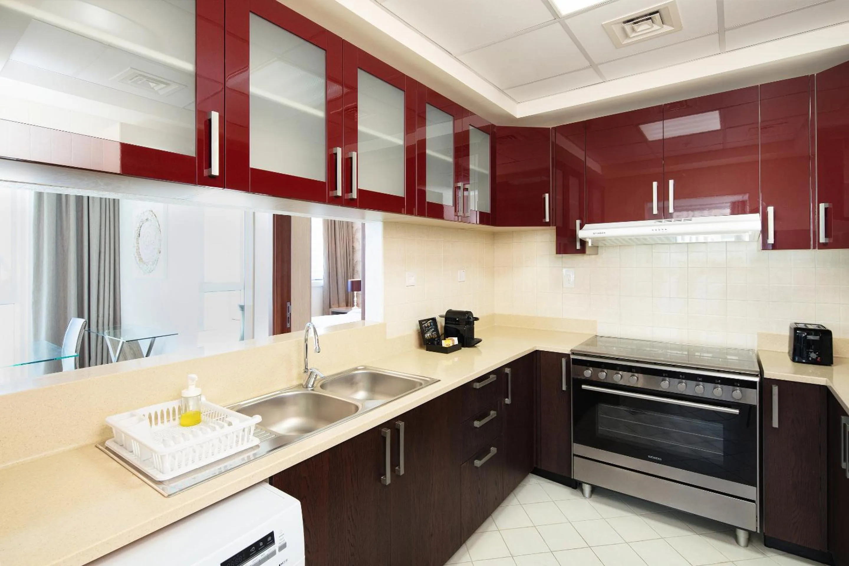 Kitchen or kitchenette in Barceló Residences Dubai Marina