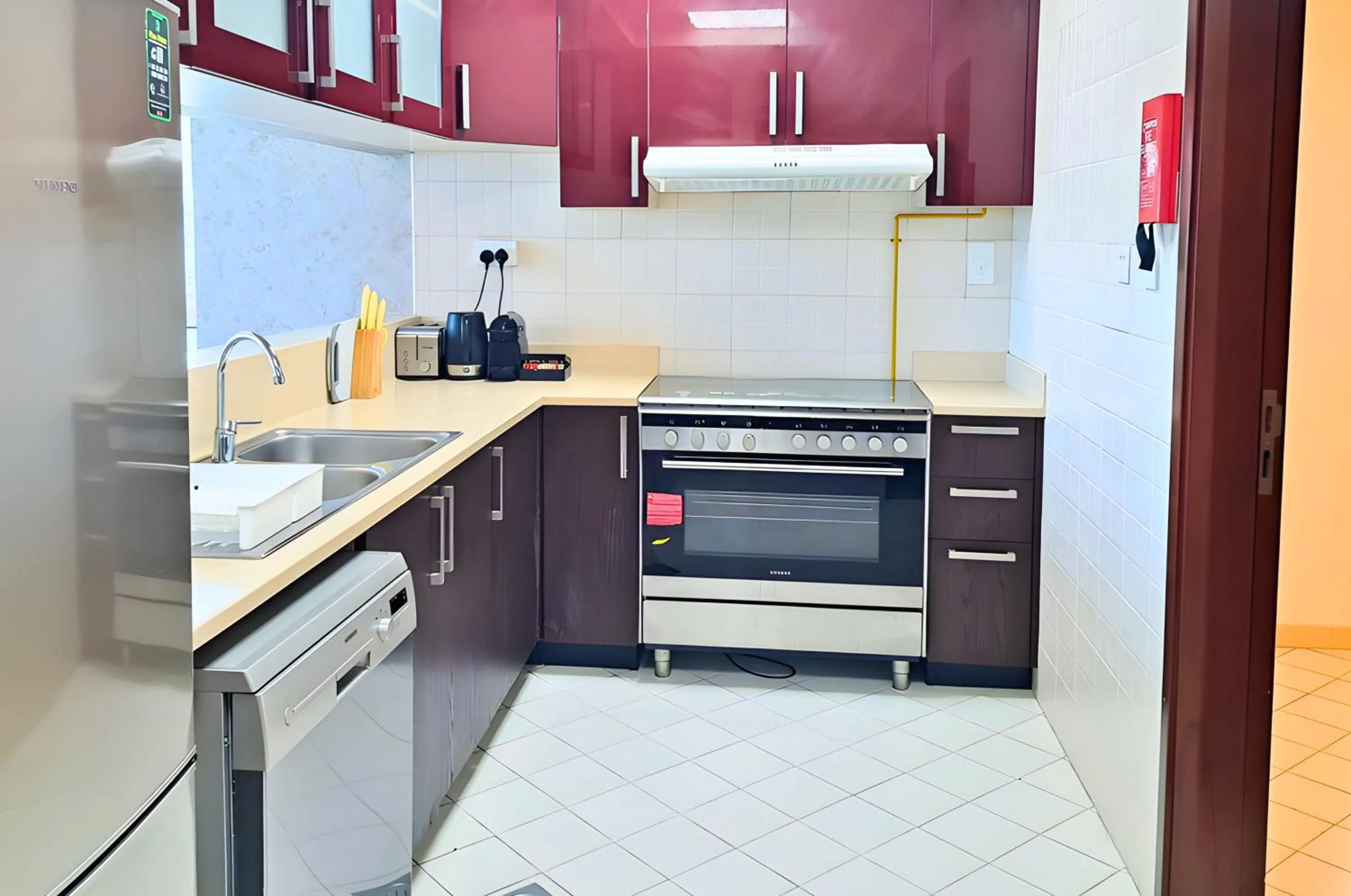 Kitchen or kitchenette in Barceló Residences Dubai Marina