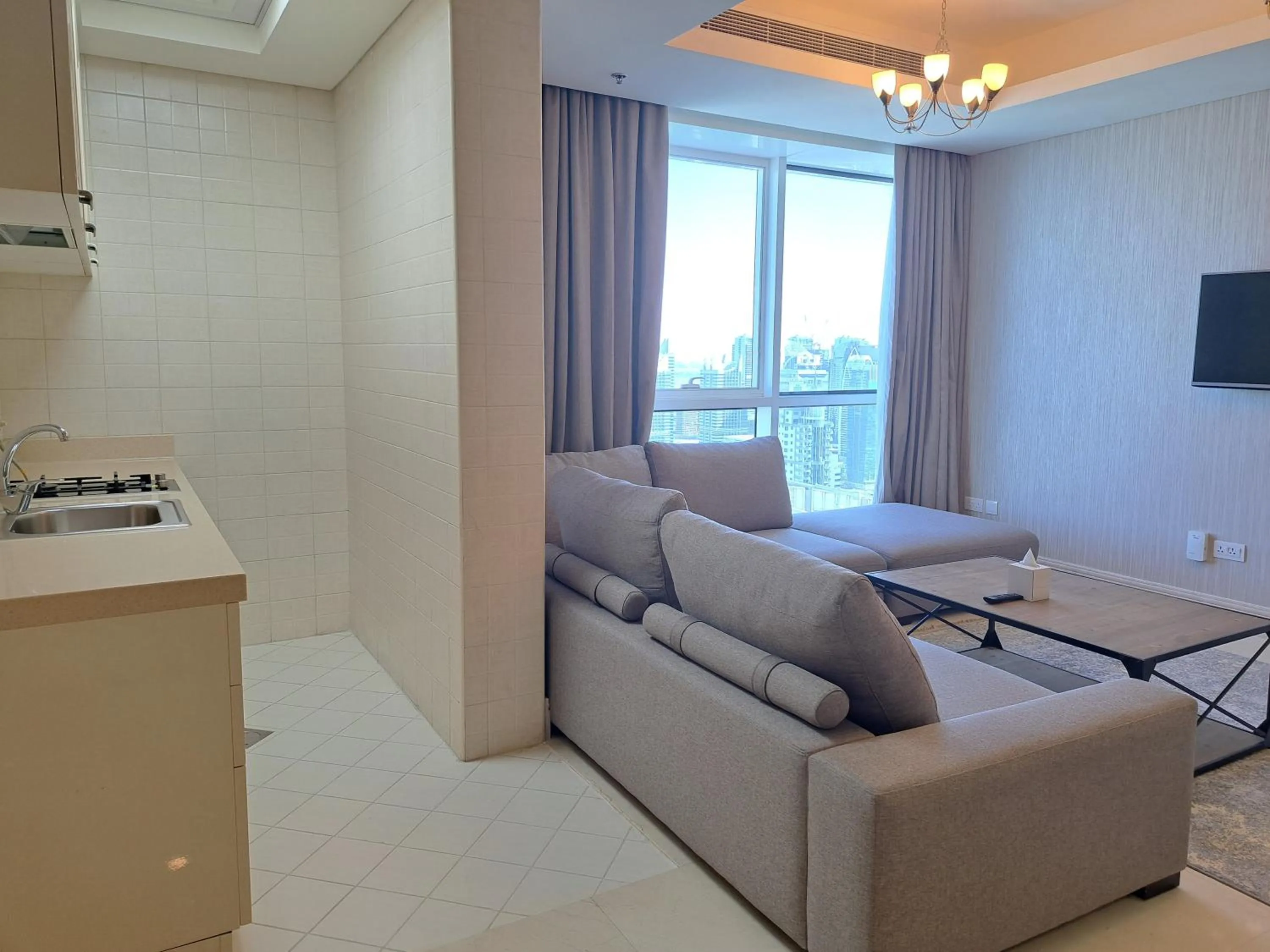 Kitchen or kitchenette in Barceló Residences Dubai Marina