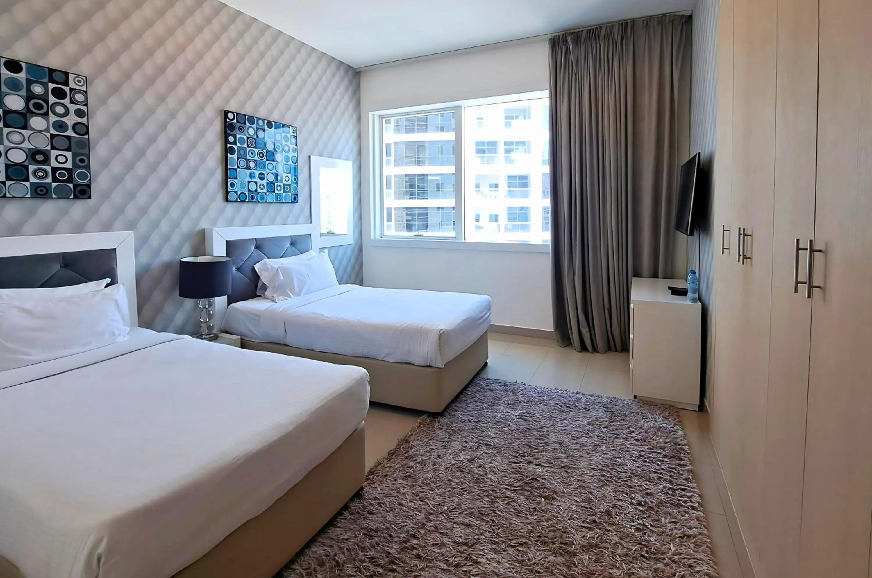 Bed in Barceló Residences Dubai Marina