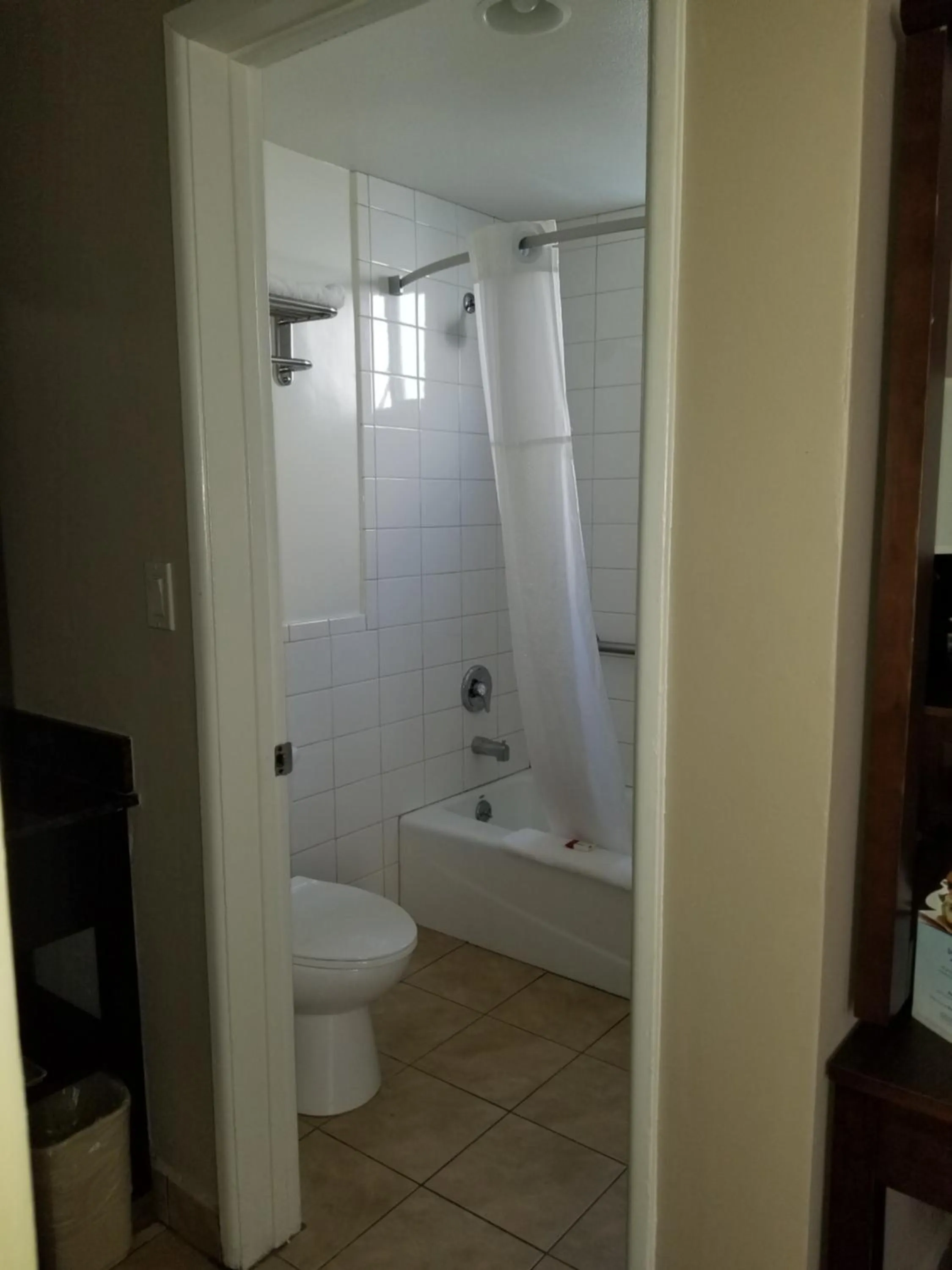 Bathroom in Super 8 by Wyndham Los Angeles-Culver City Area