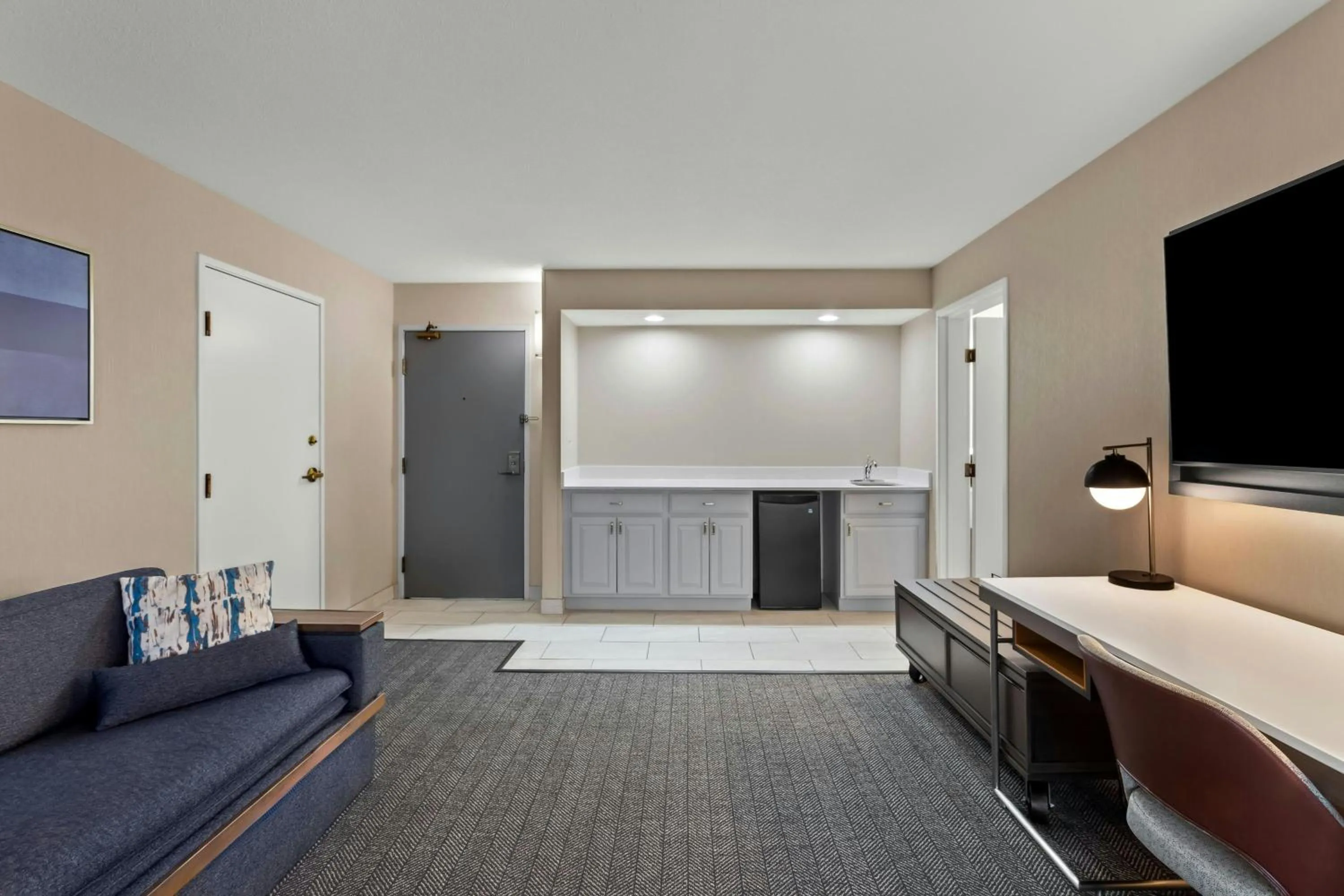 Photo of the whole room, Bed in Courtyard Chicago Southeast/Hammond, Indiana