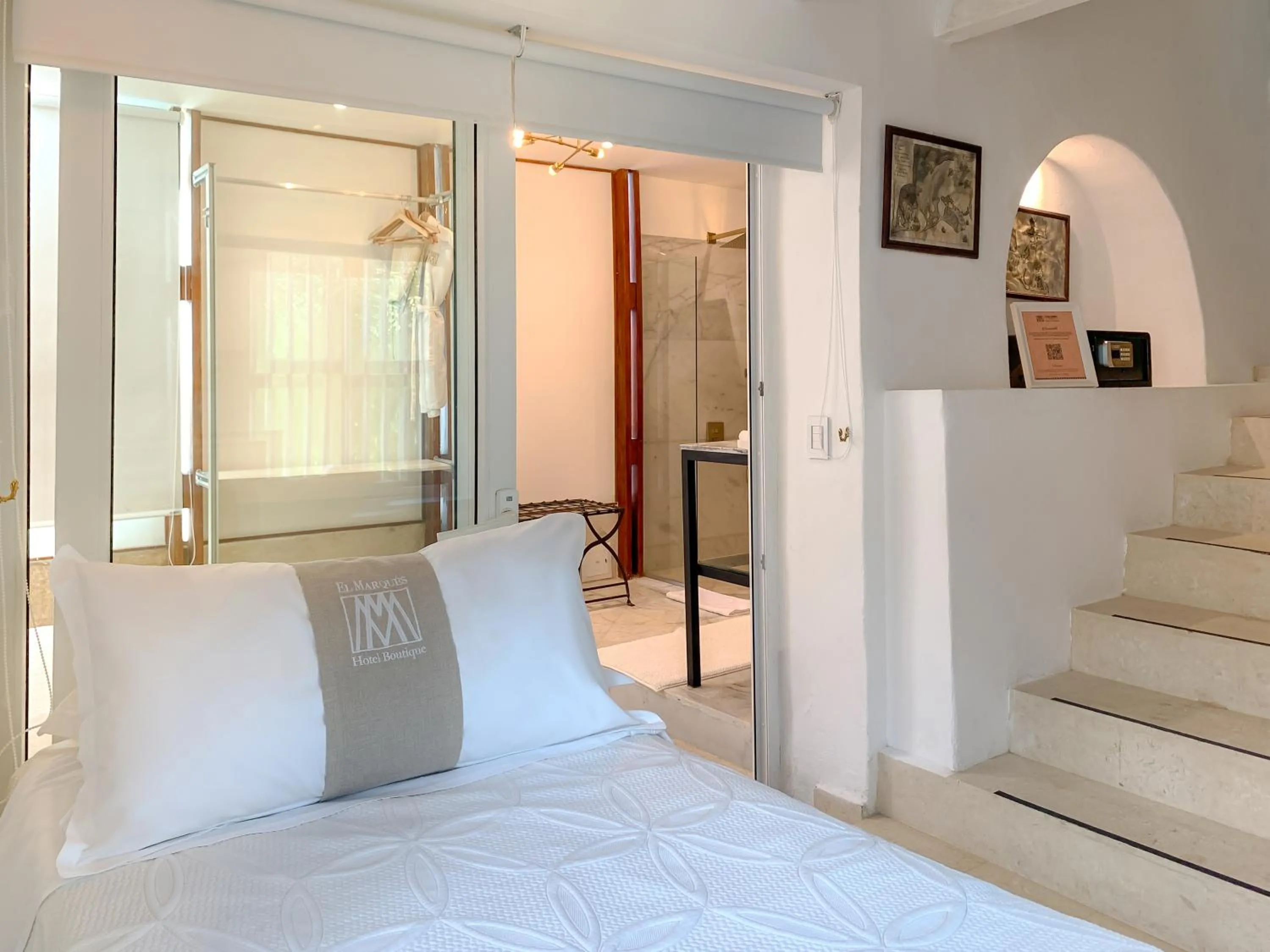 Bed in Hotel Boutique El Marqués By GEH Suites