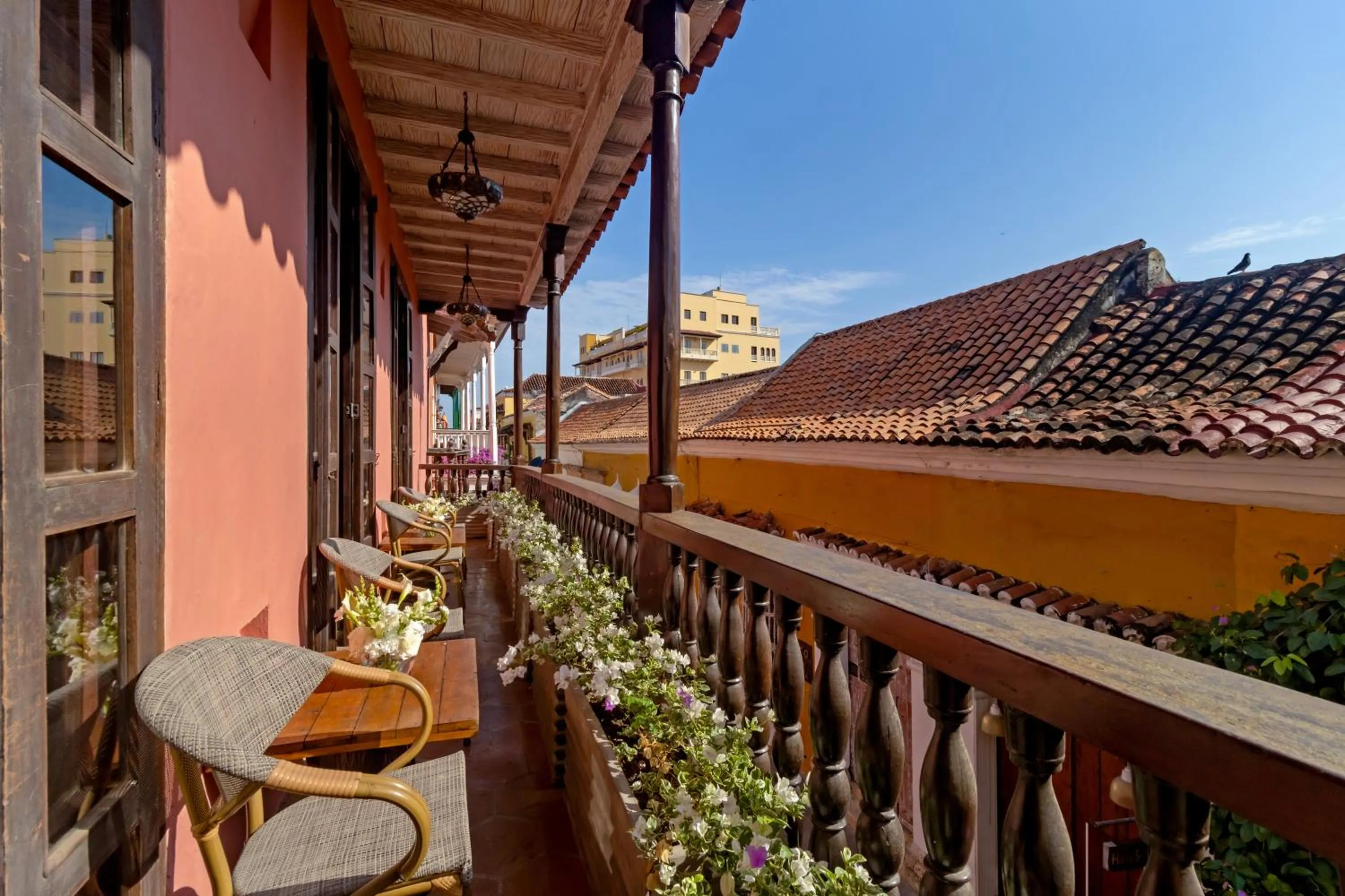 Property building in El Marques Hotel Boutique By GEH Suites