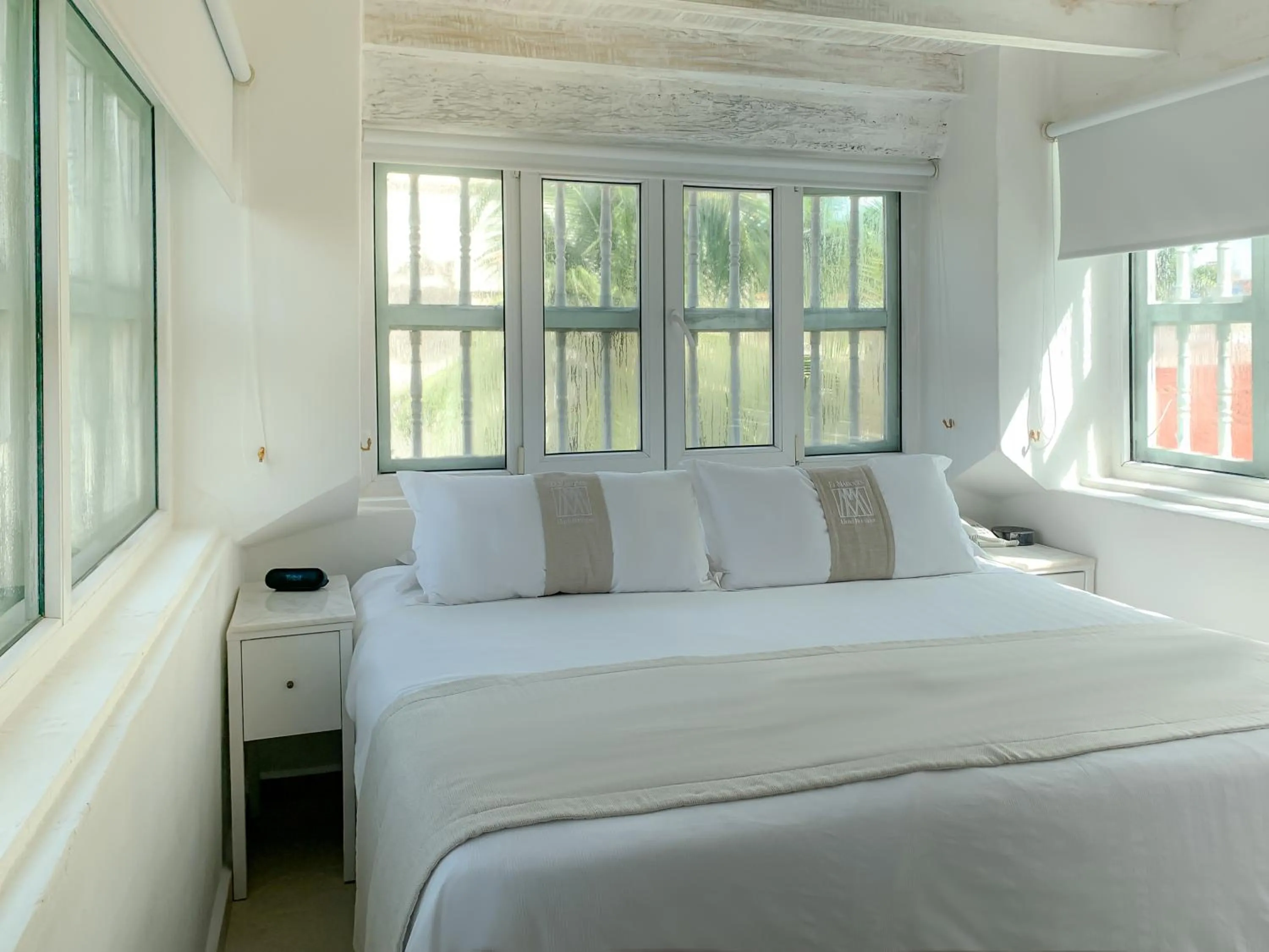Bed in Hotel Boutique El Marqués By GEH Suites