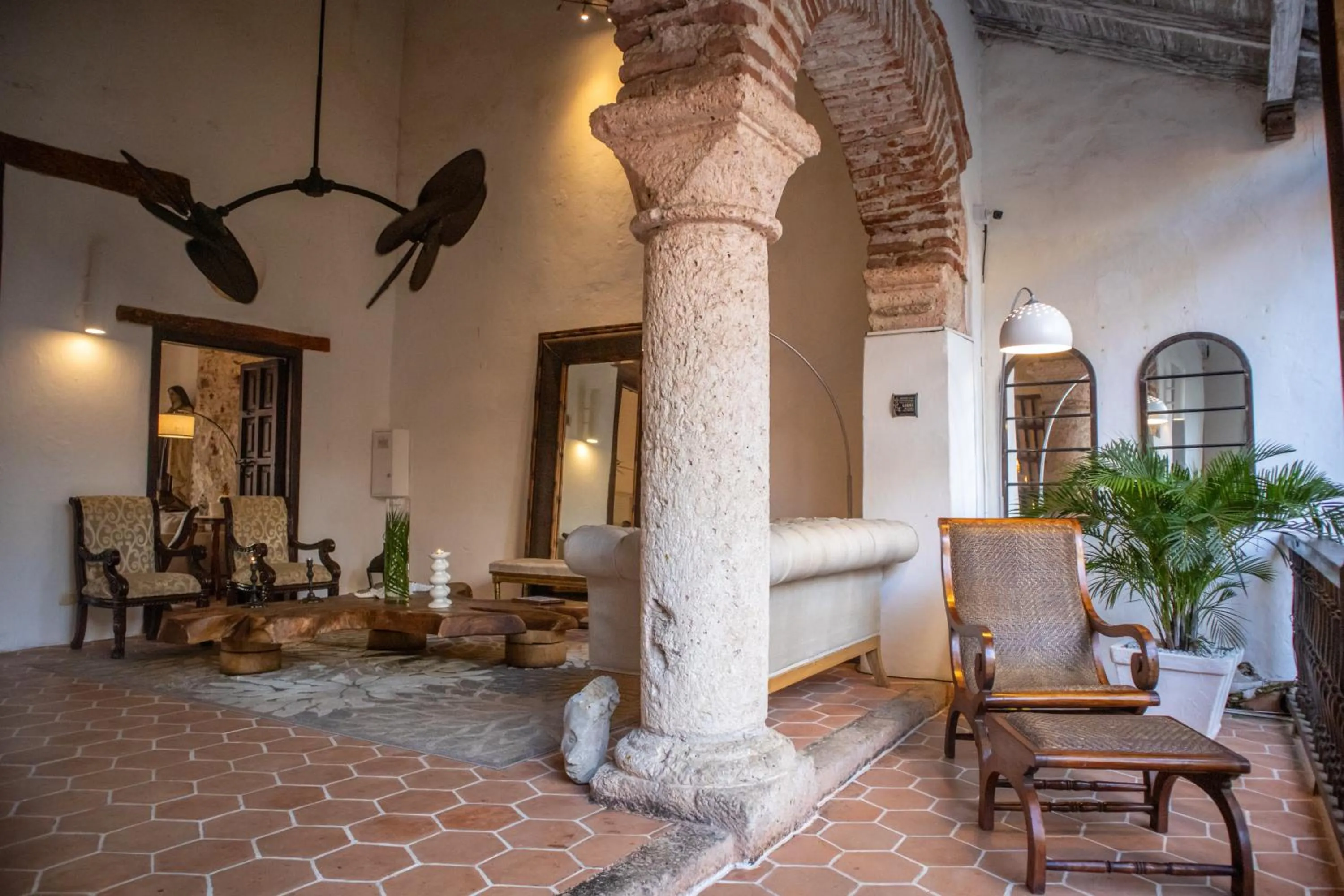 furniture in Hotel Boutique El Marqués By GEH Suites