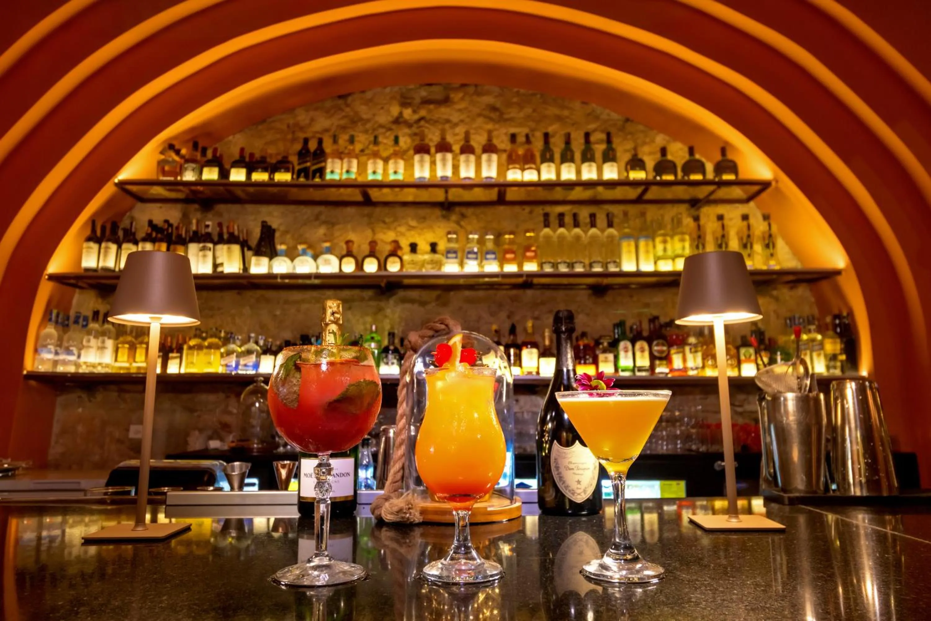 Lounge or bar in El Marques Hotel Boutique By GEH Suites