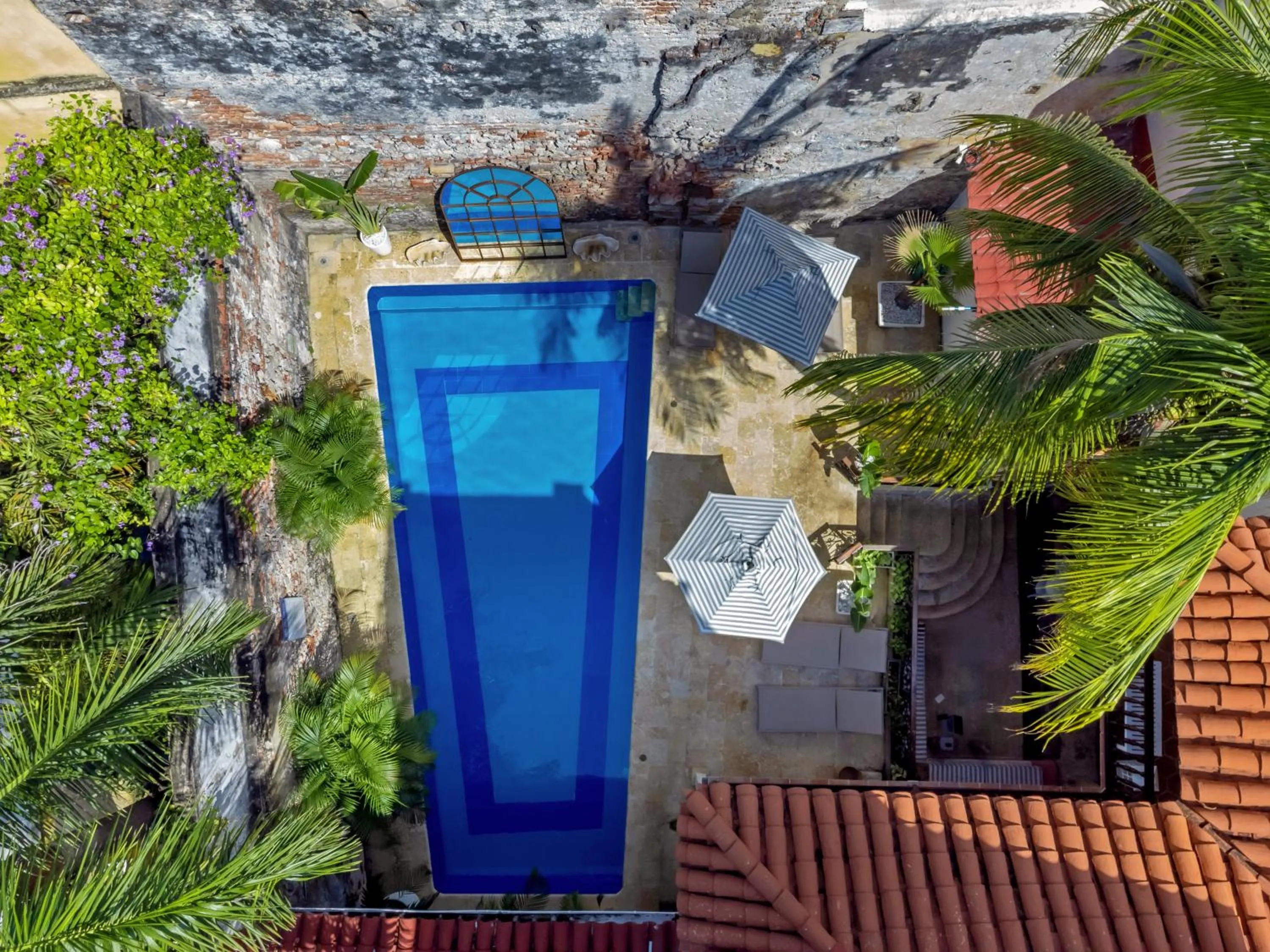 Day in El Marques Hotel Boutique By GEH Suites