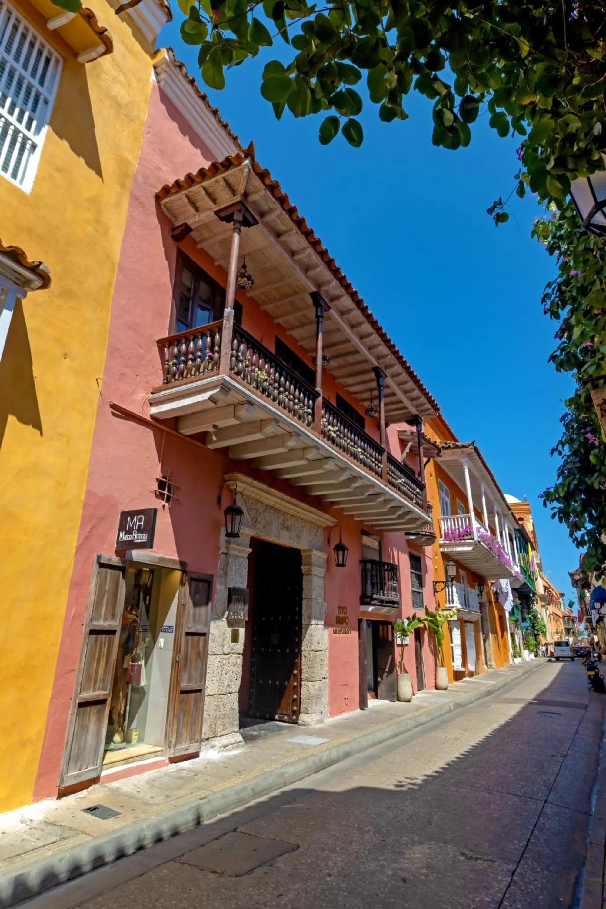 Property building in El Marques Hotel Boutique By GEH Suites