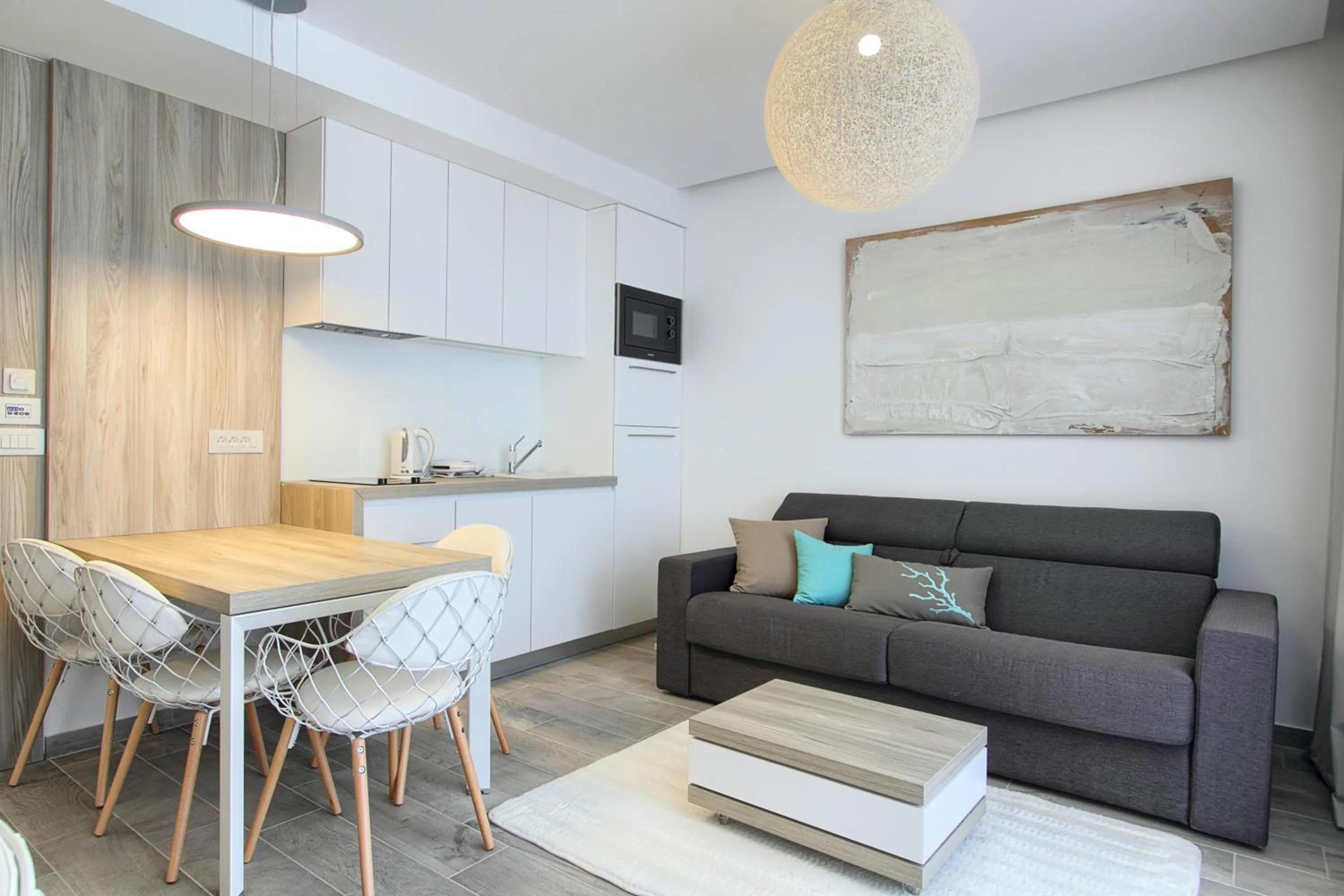 Kitchen or kitchenette in Kalamota Beach House