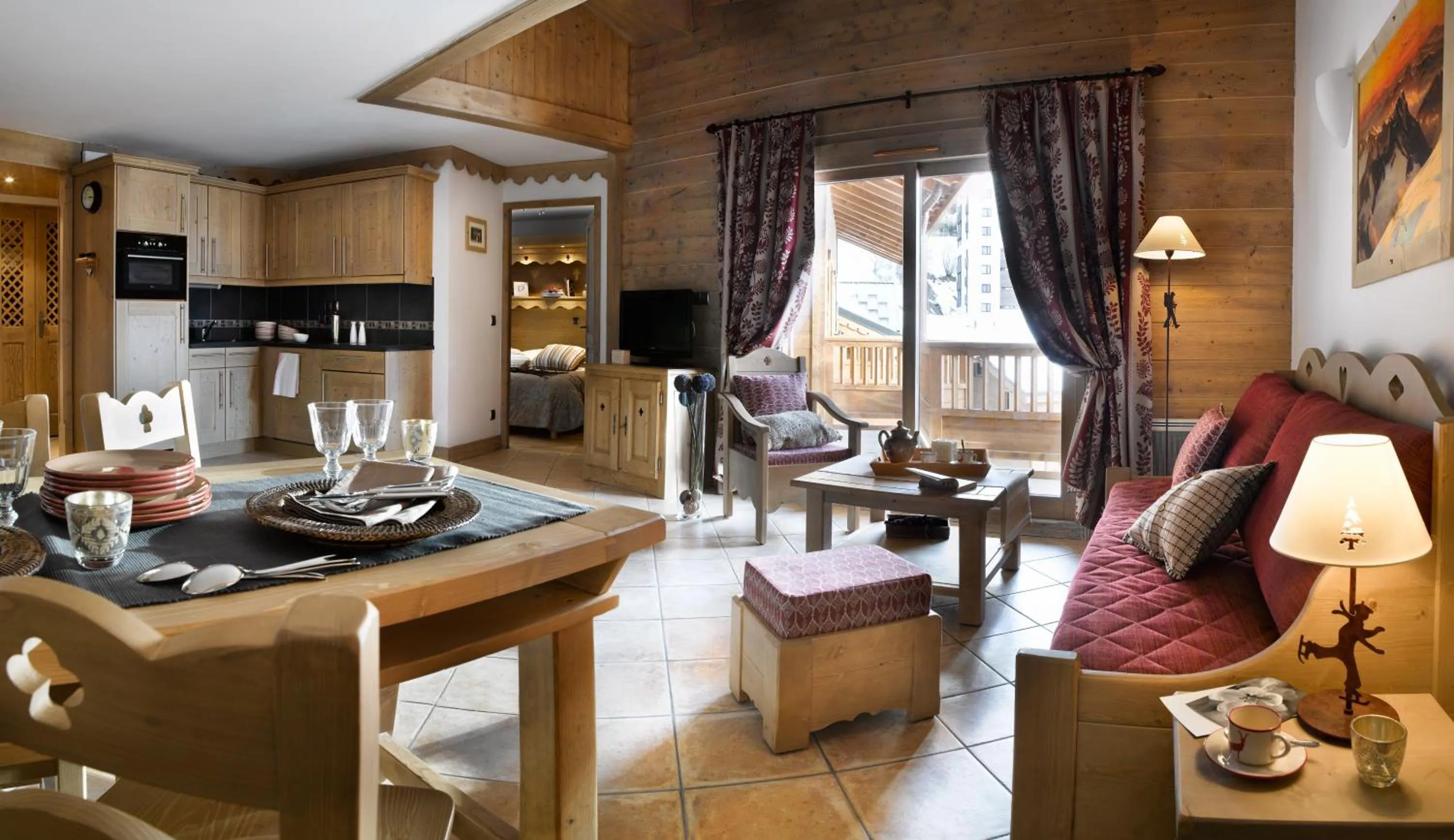 Dining area in CGH Résidences & Spas Les Clarines