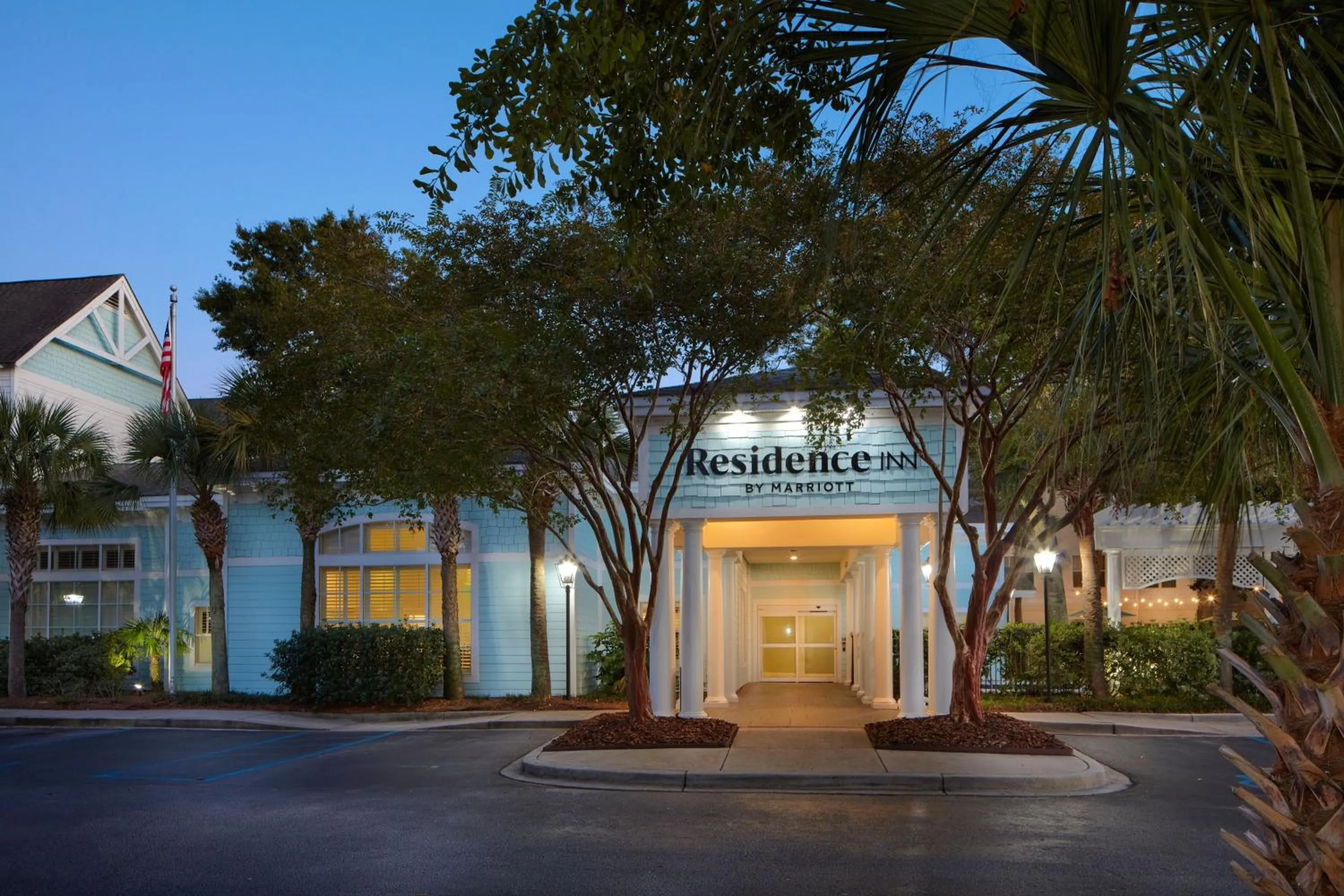 Property building in Residence Inn By Marriott Charleston Mt. Pleasant