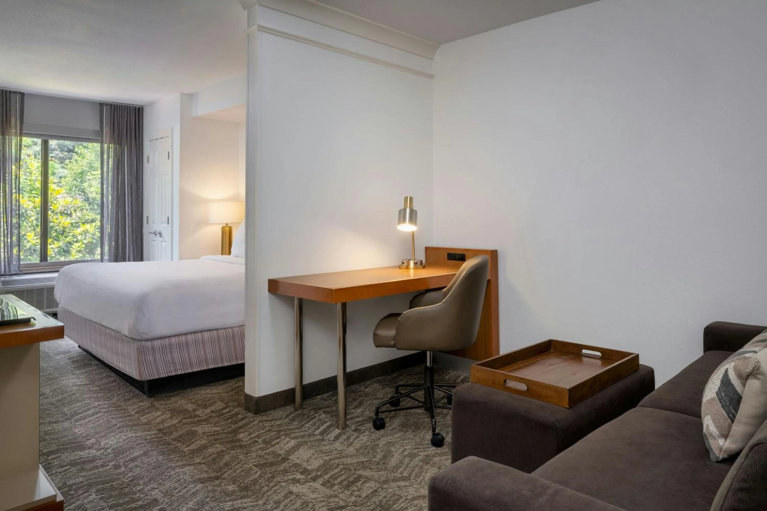 Living room, Bed in SpringHill Suites by Marriott Charleston North