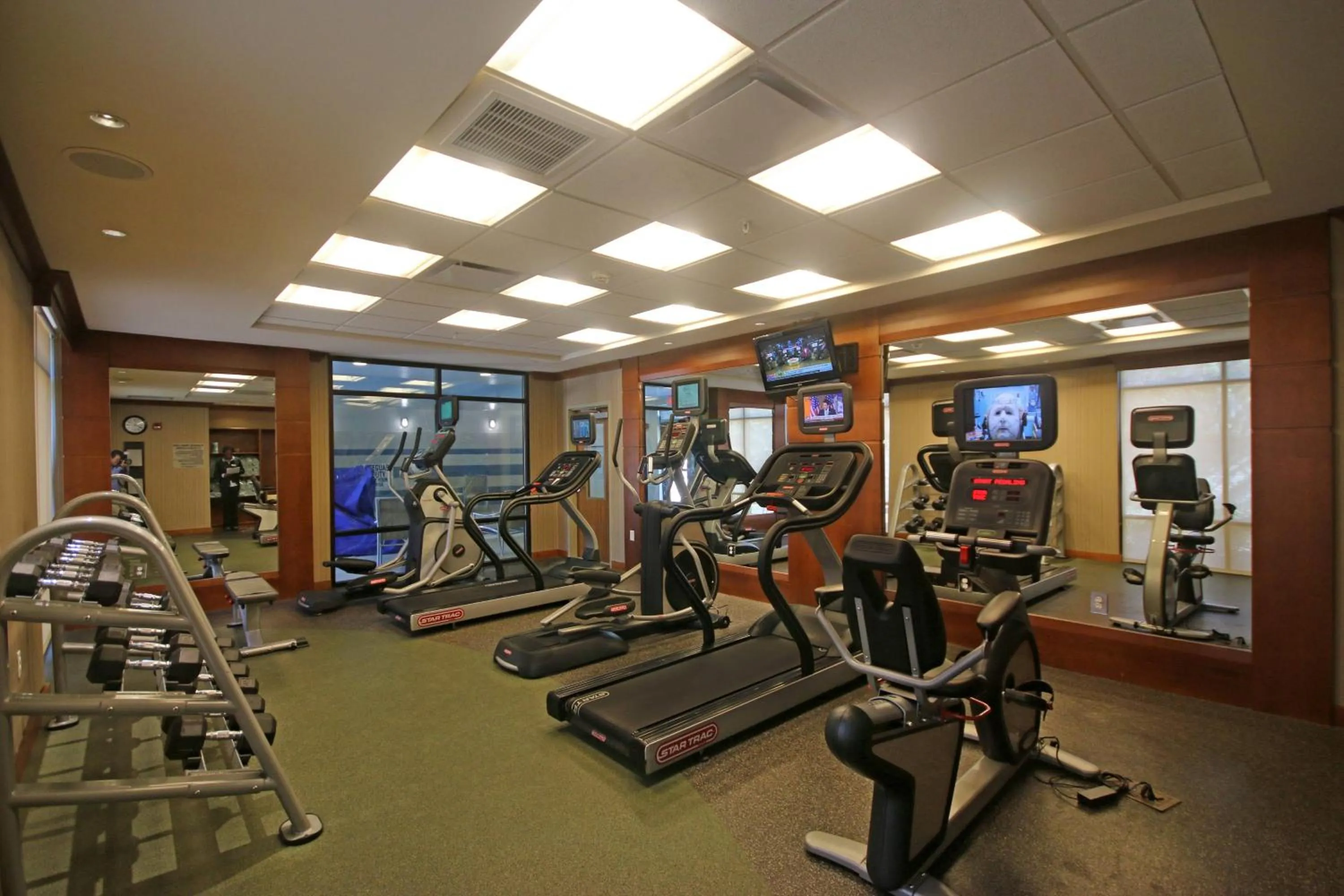 Fitness centre/facilities in SpringHill Suites by Marriott Charleston North