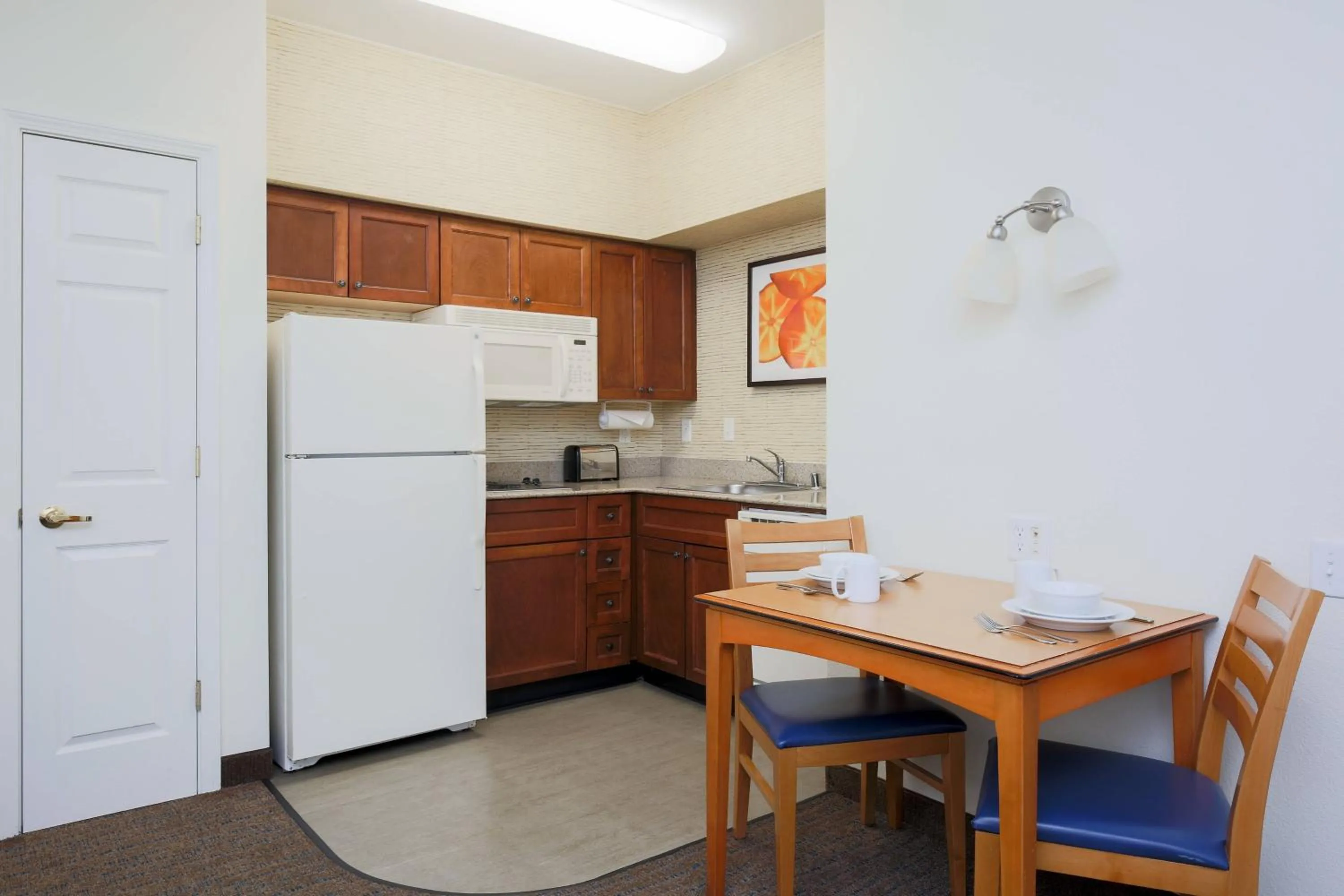 Bedroom in Residence Inn Chico