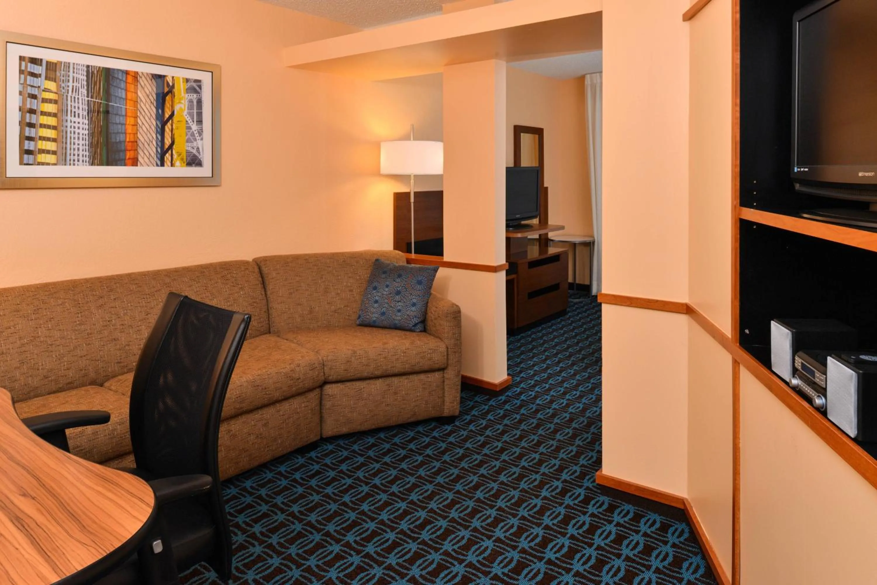 Living room in Fairfield Inn & Suites Cleveland Avon