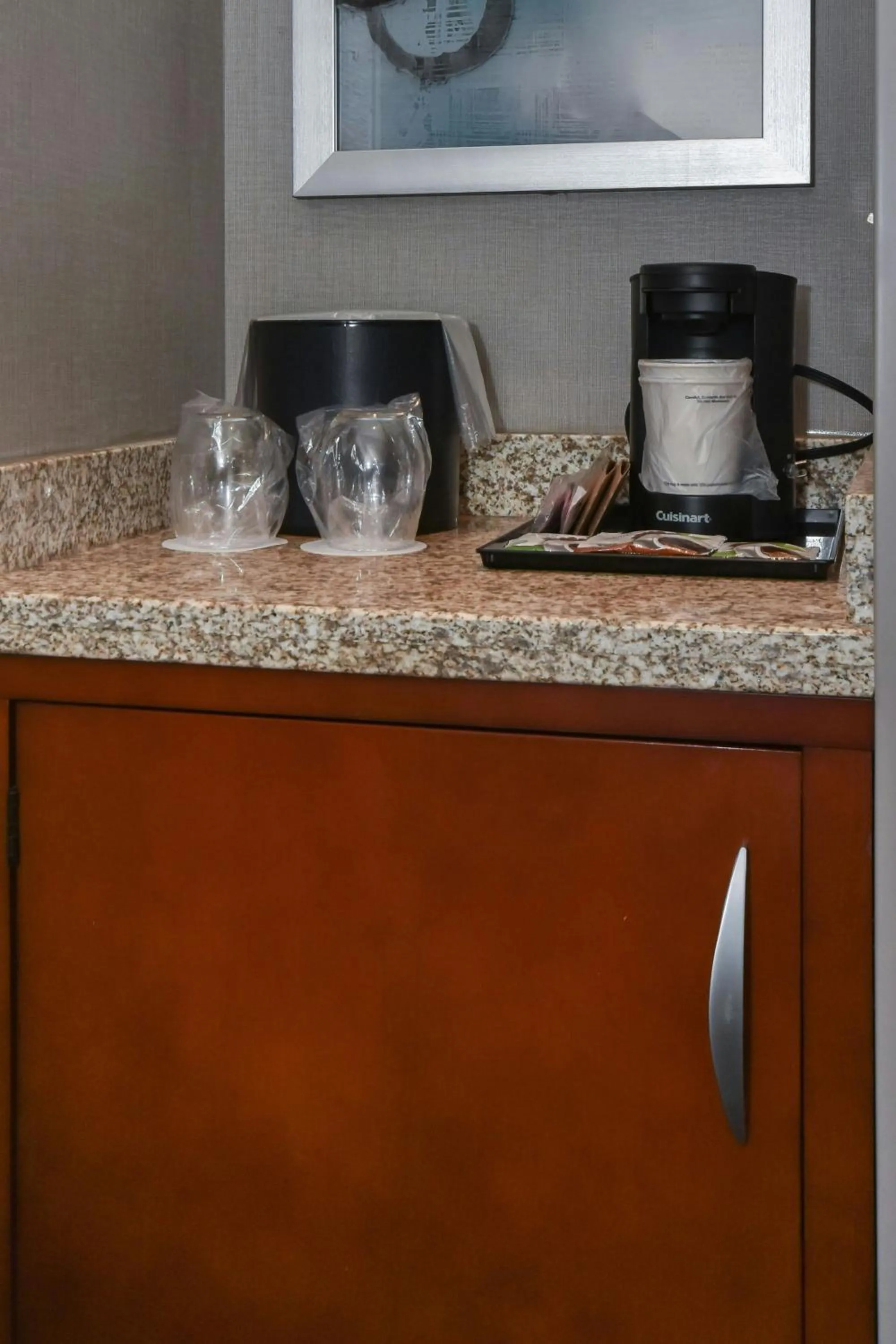 Photo of the whole room in Courtyard Charlotte Concord