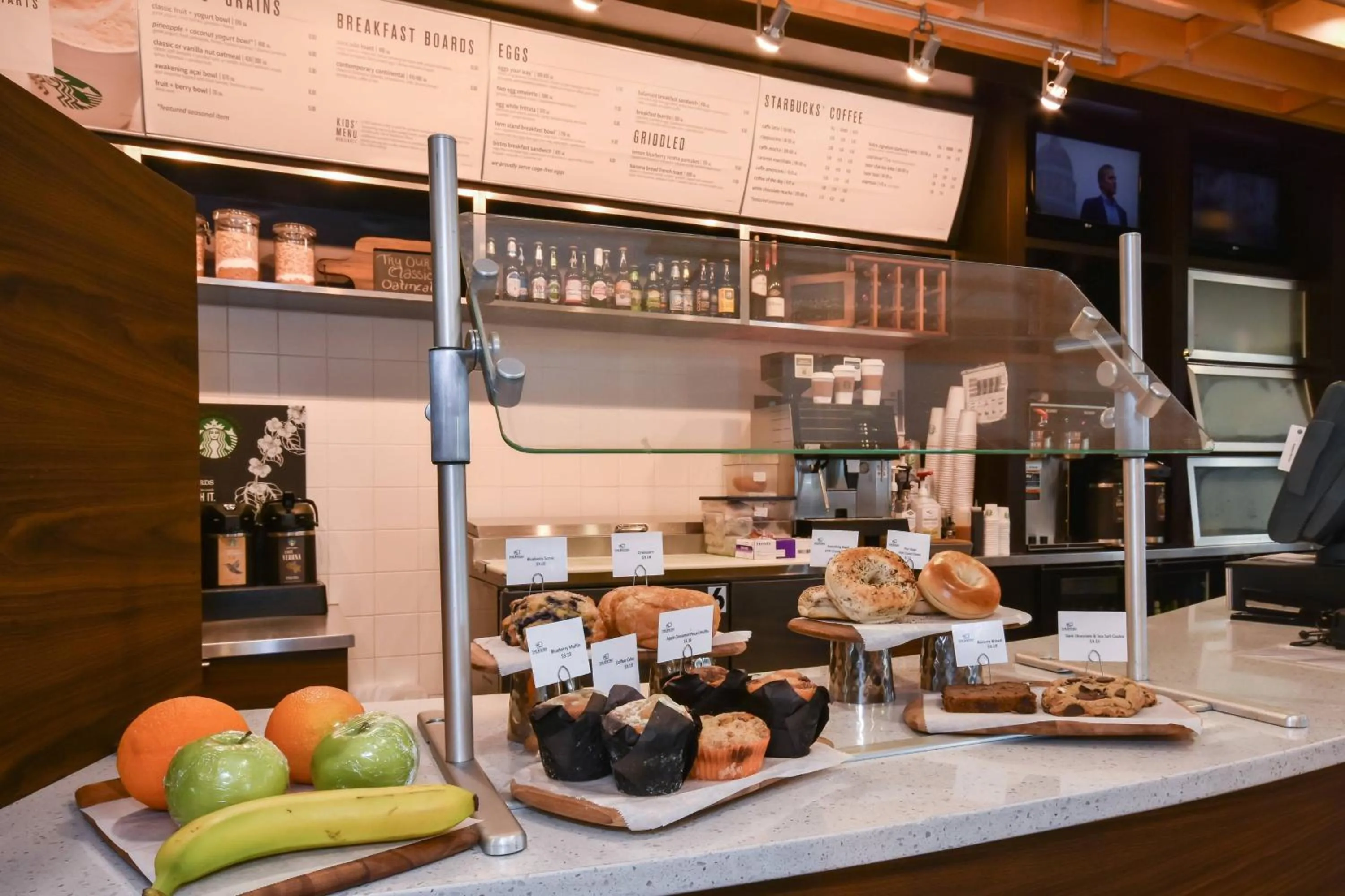 Restaurant/places to eat in Courtyard Charlotte Concord