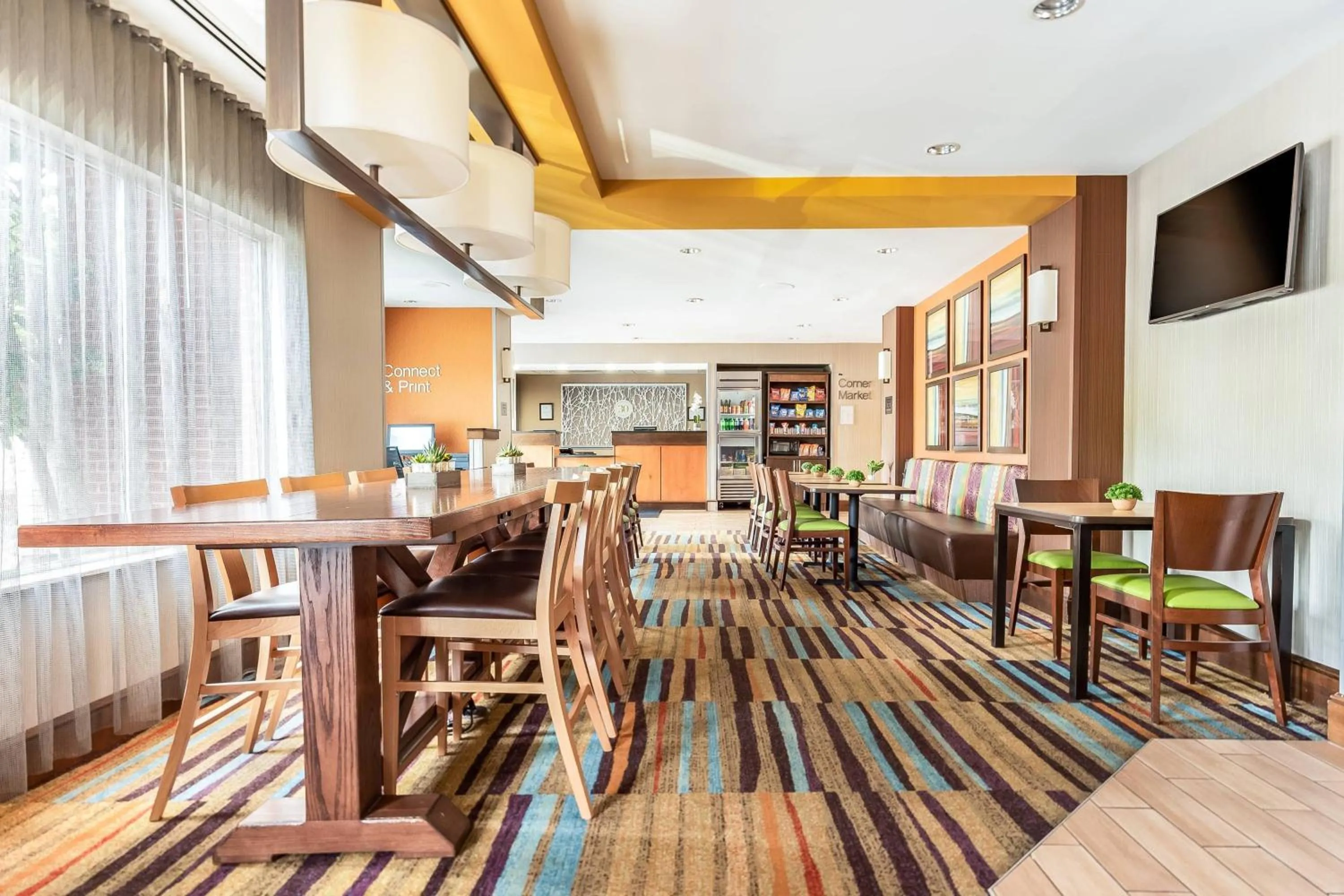 Breakfast in Fairfield Inn Charlotte Northlake