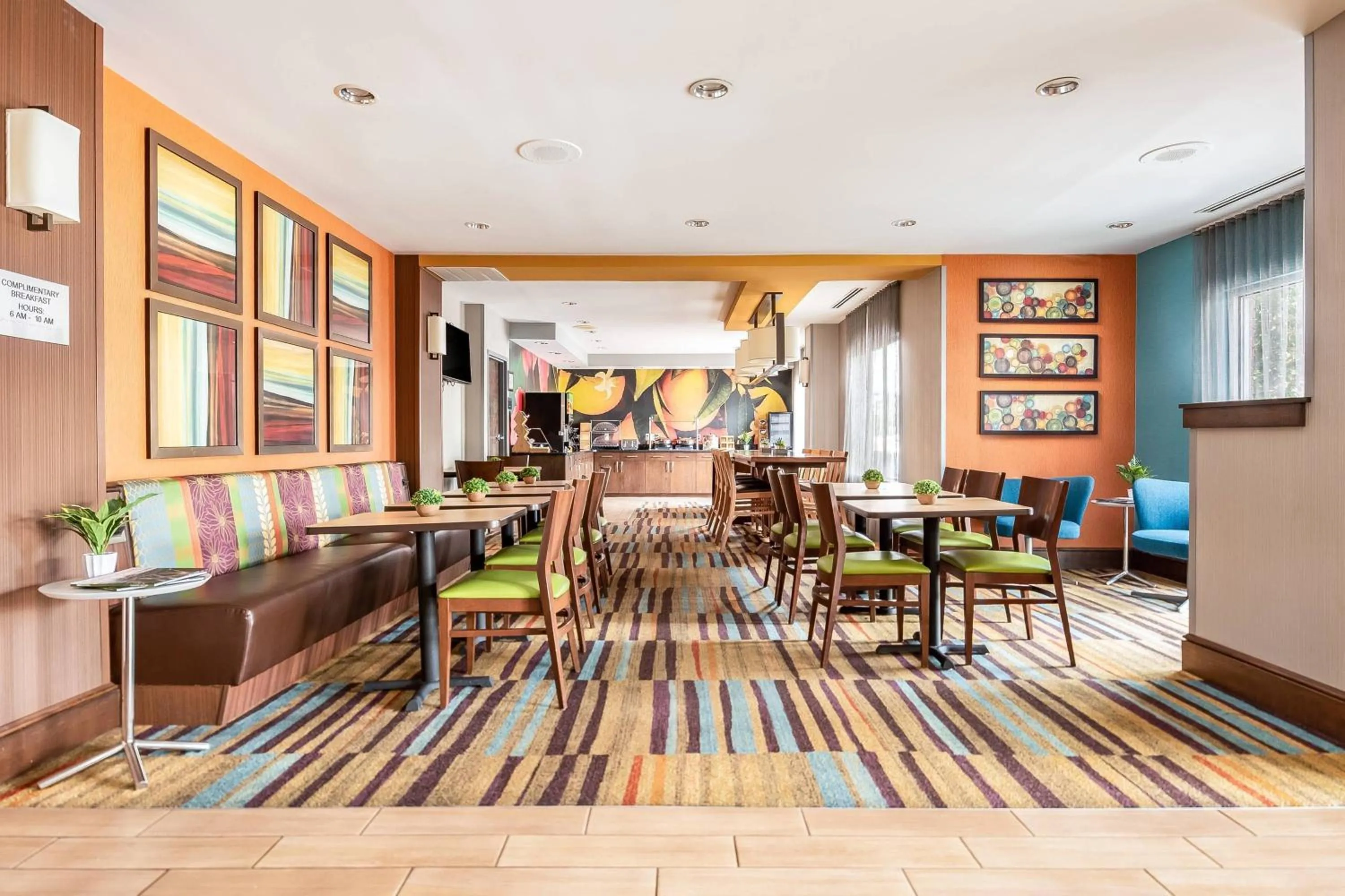 Breakfast in Fairfield Inn Charlotte Northlake