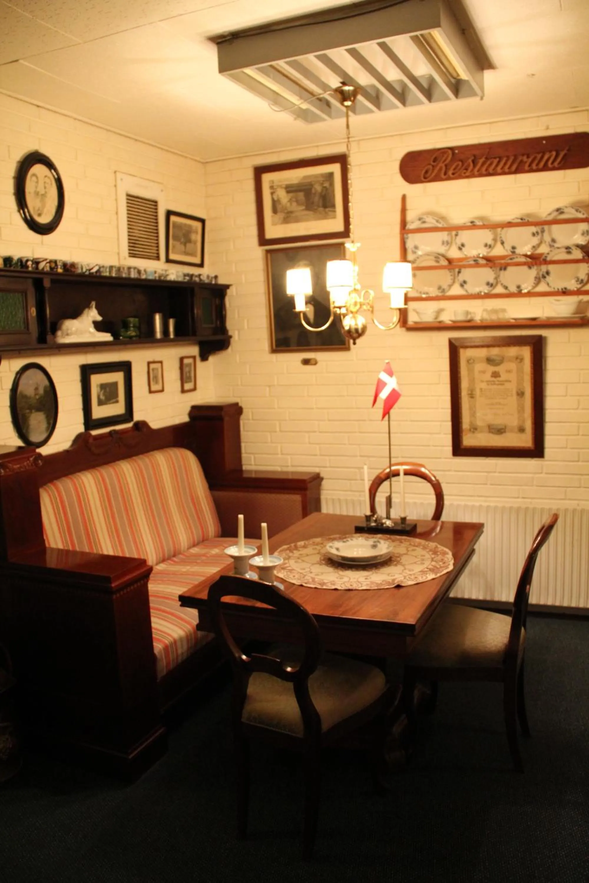 Decorative detail in Hotel Laasby Kro