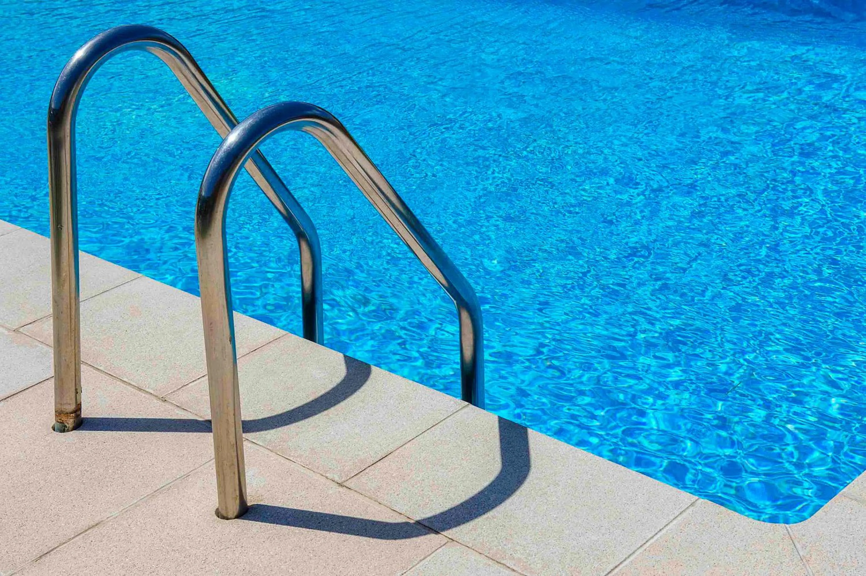 Swimming pool in Mid City Motel Warrnambool