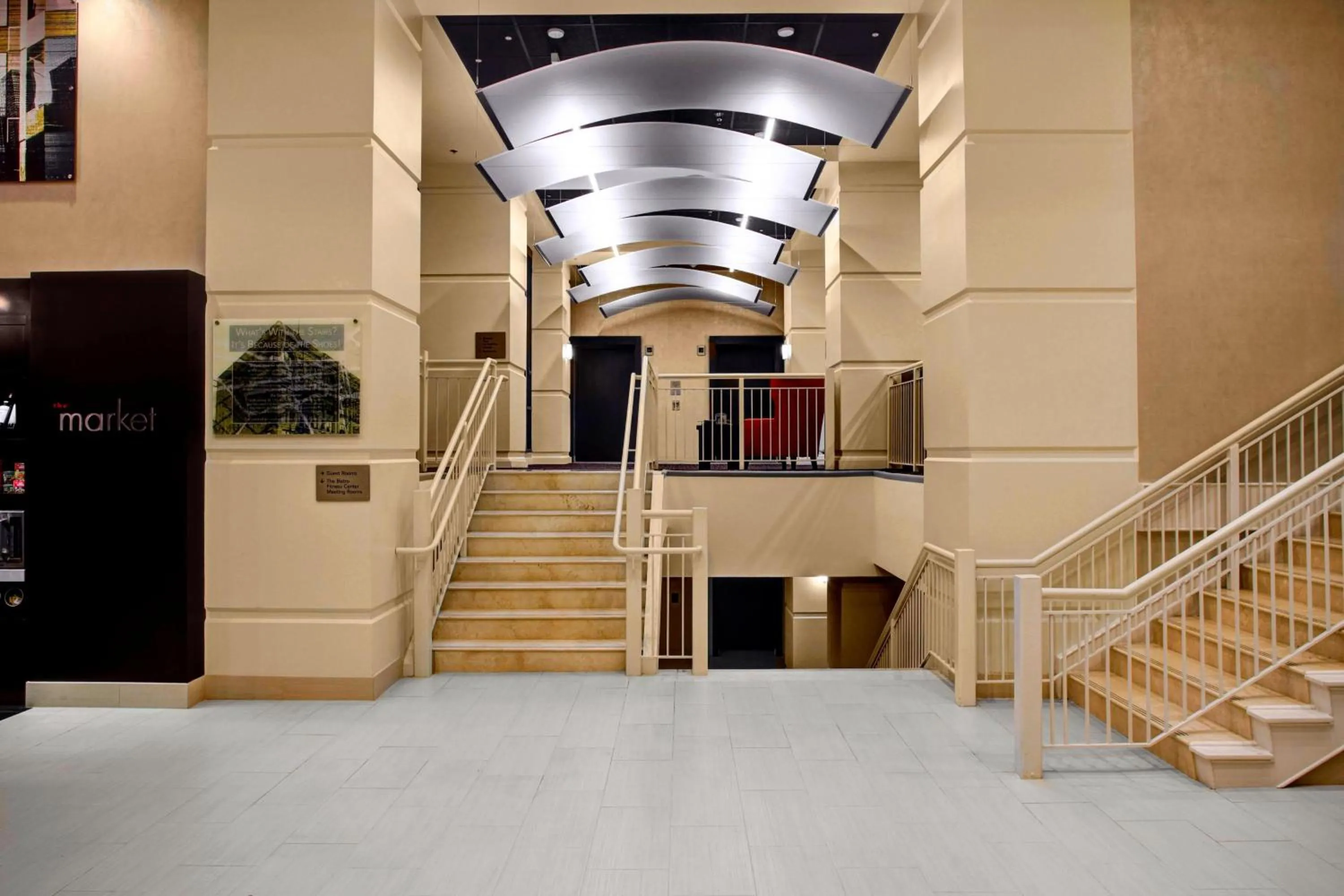 Lobby or reception in Courtyard Columbus Downtown