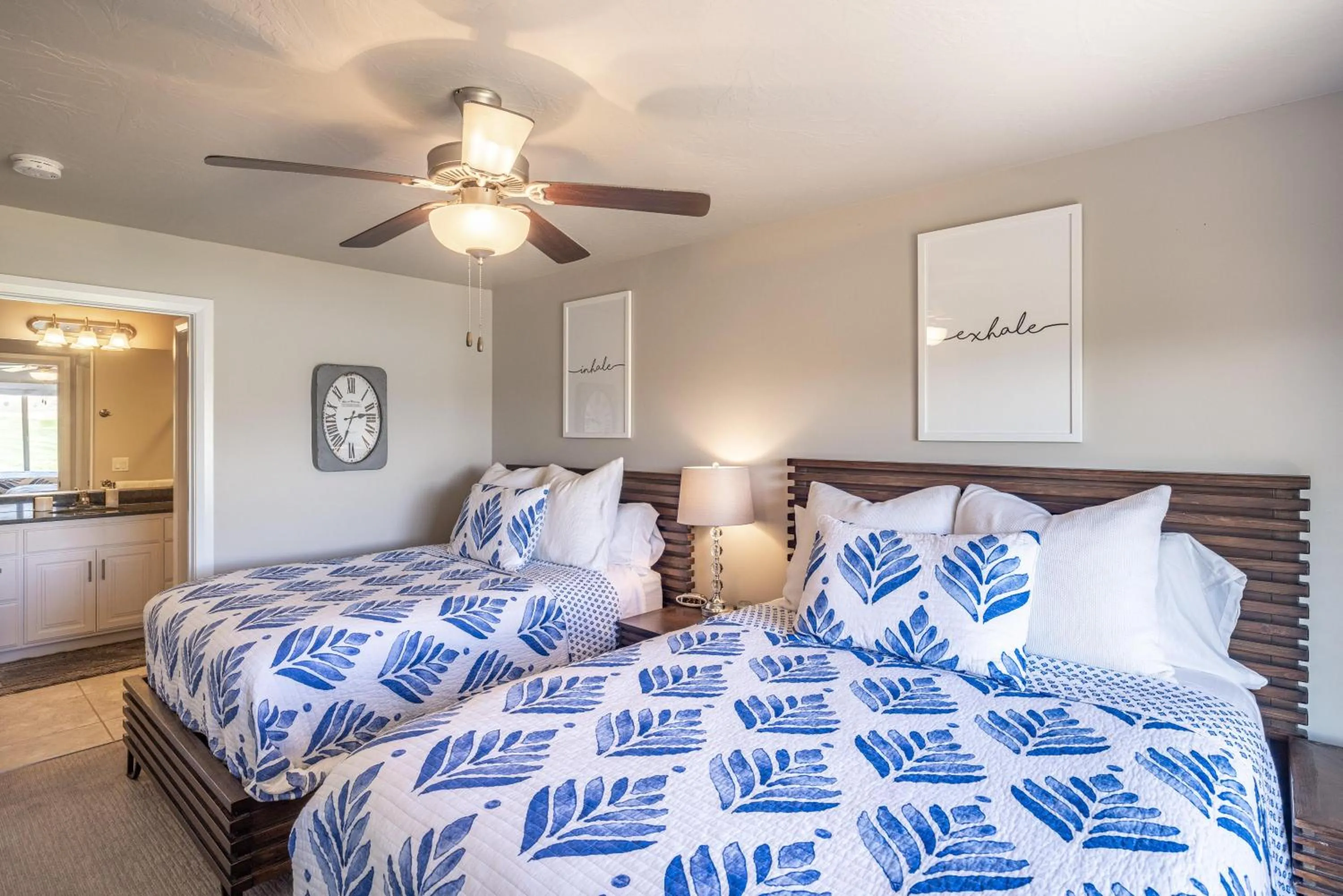 Bed in Sunrise On The 9th