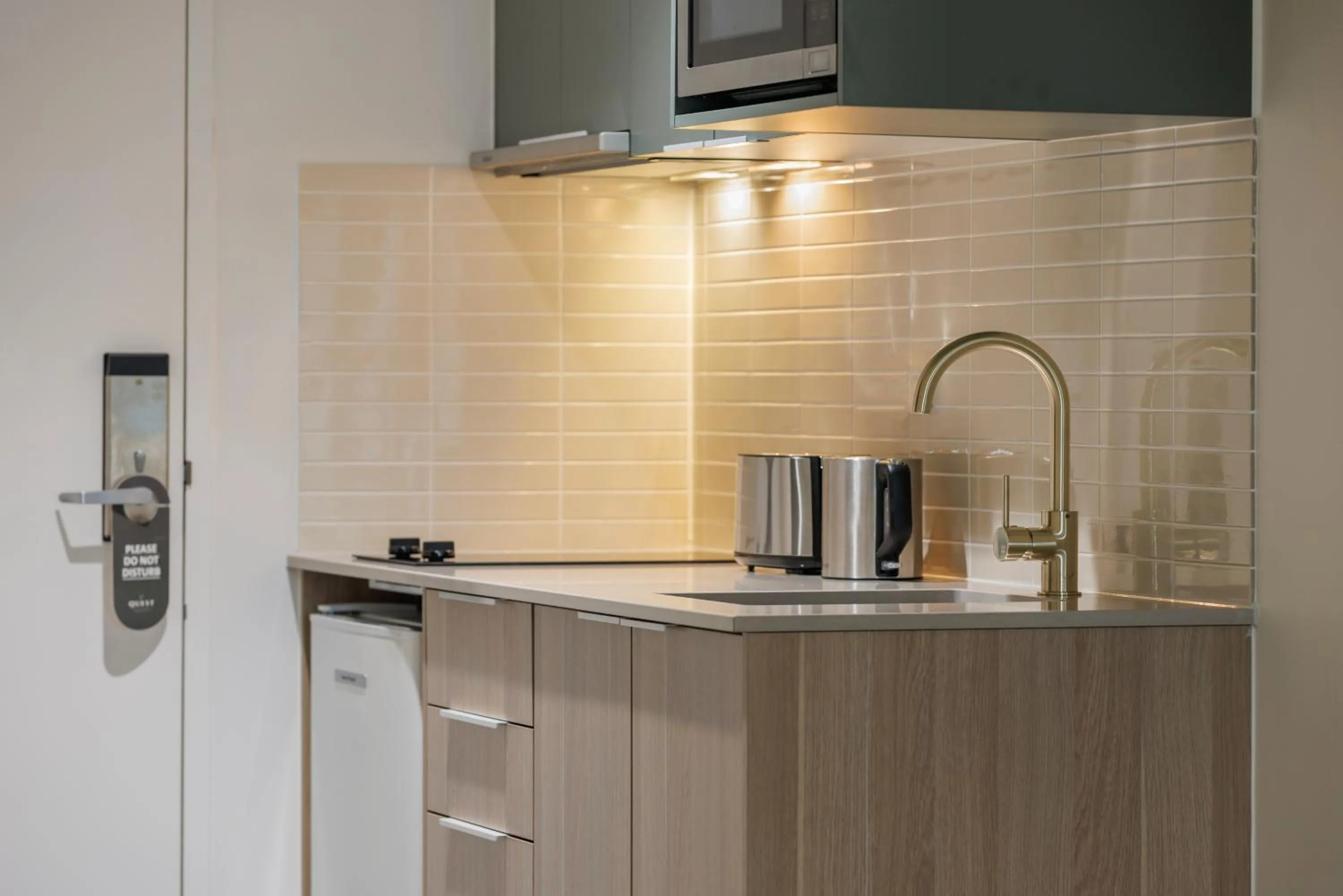 Coffee/tea facilities in Quest Ipswich